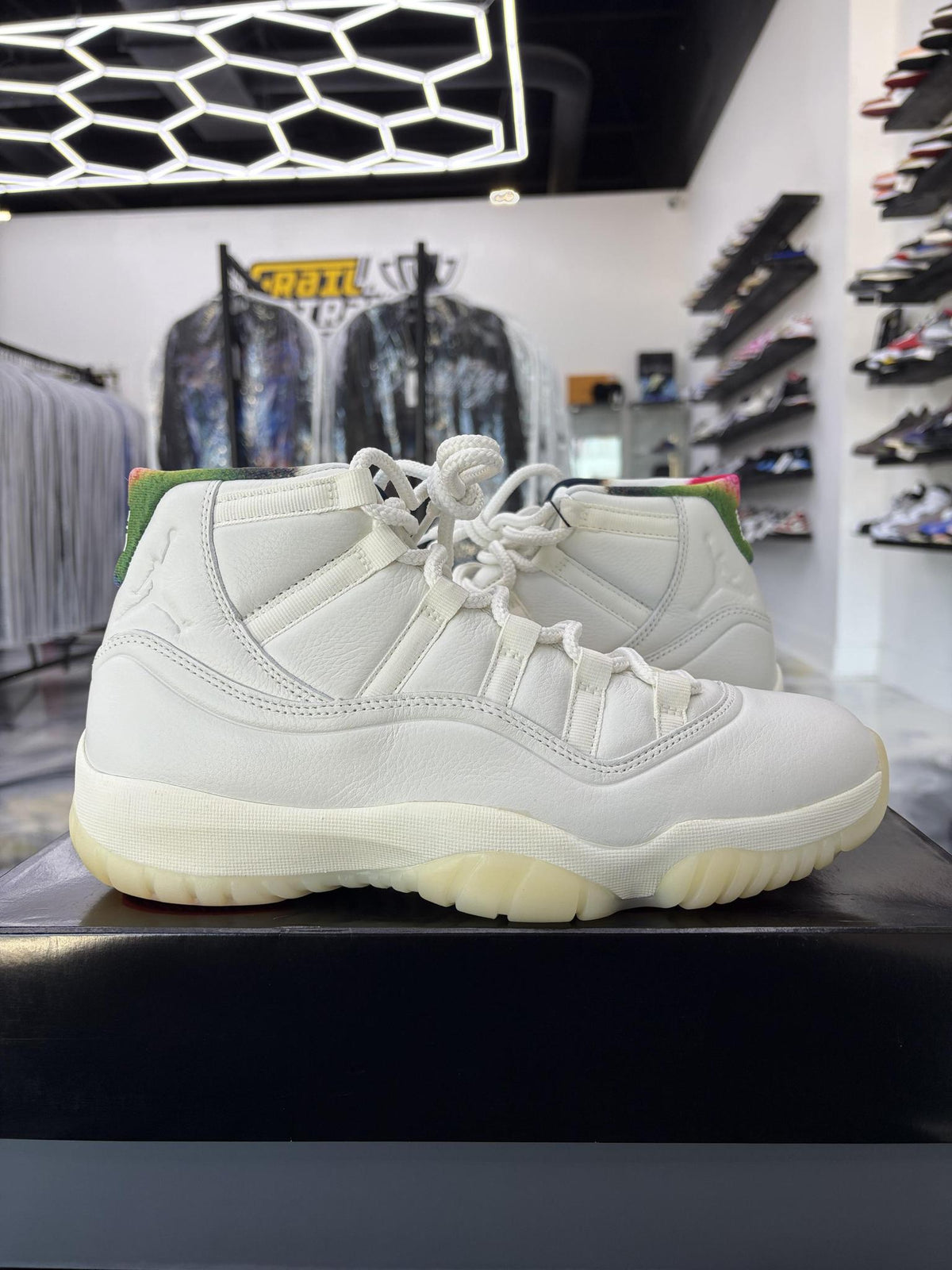 Jordan 11 "285" Used Size 9