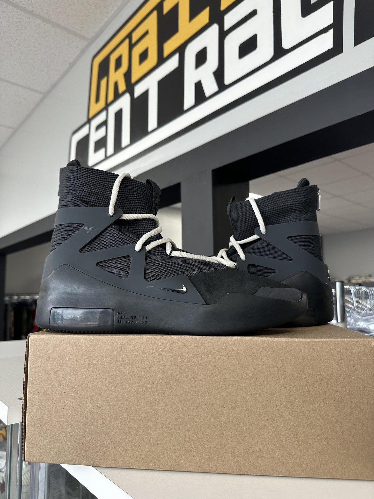 Nike "Fear of God 1 Black" Size 11