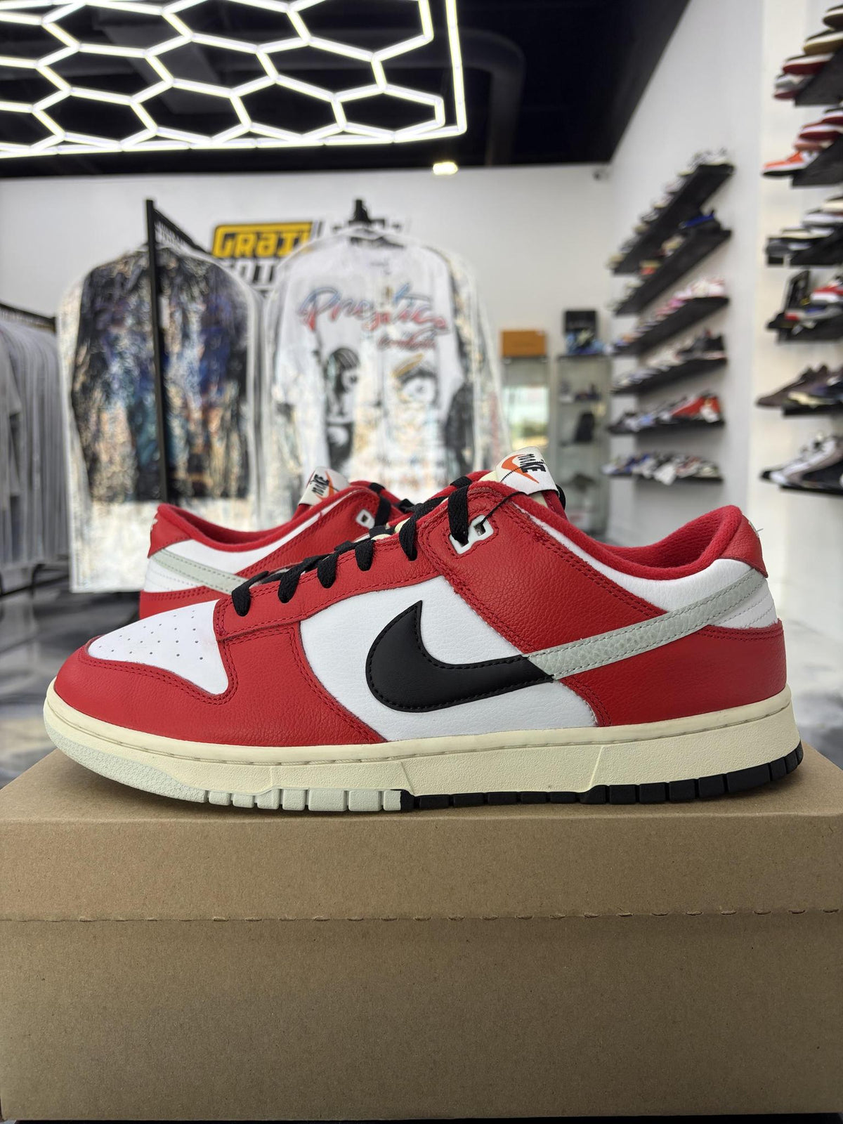 Nike Dunk Low "Chicago Split" Used Size 13
