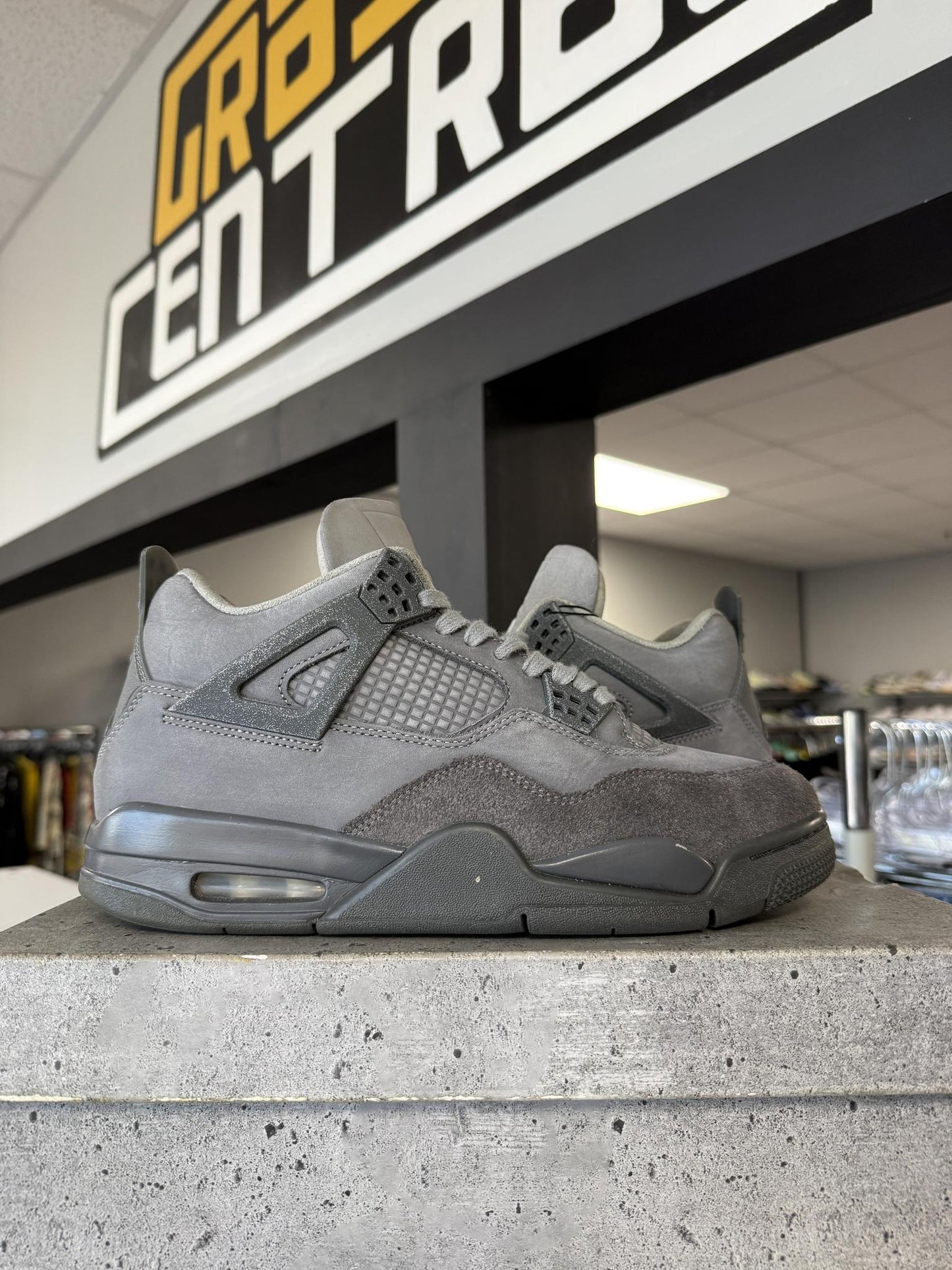 Jordan 4 "Wet Cement" Used Size 8.5