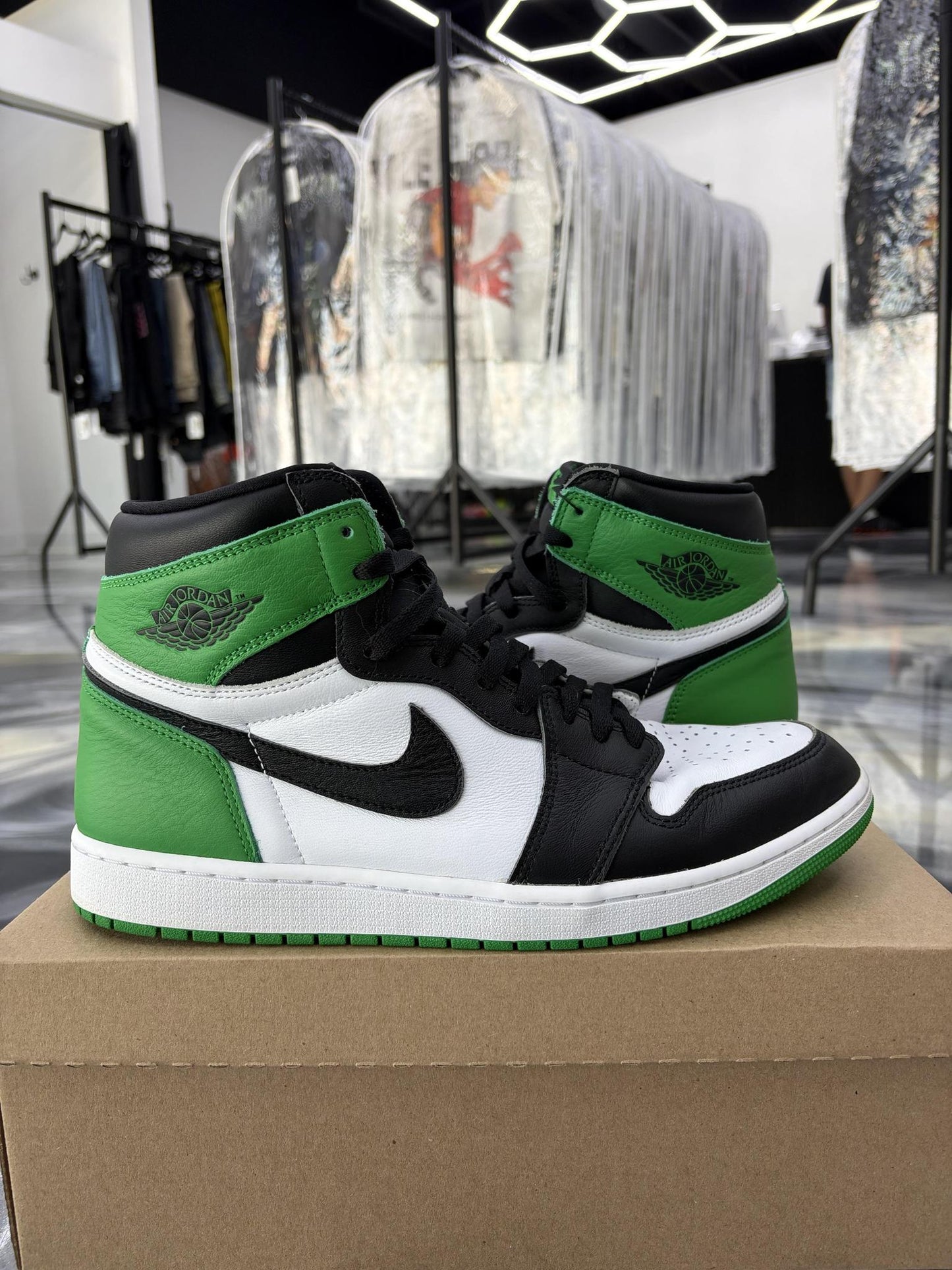 Jordan 1 "Pine Green" Used