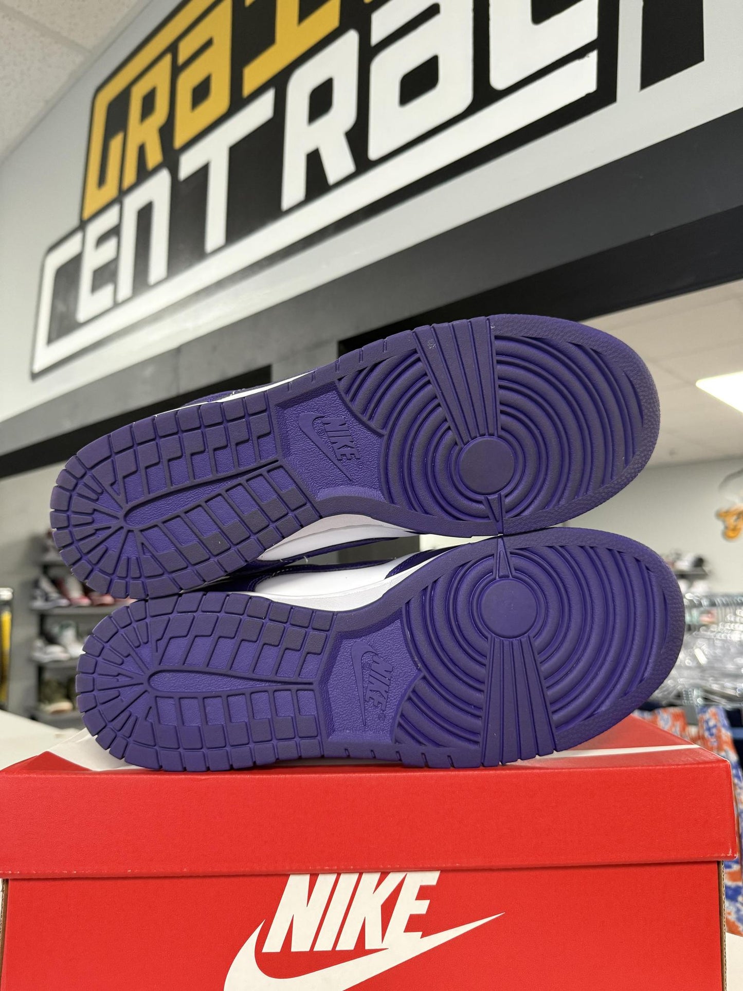 Nike Dunk Low "Court Purple" Used Size 11
