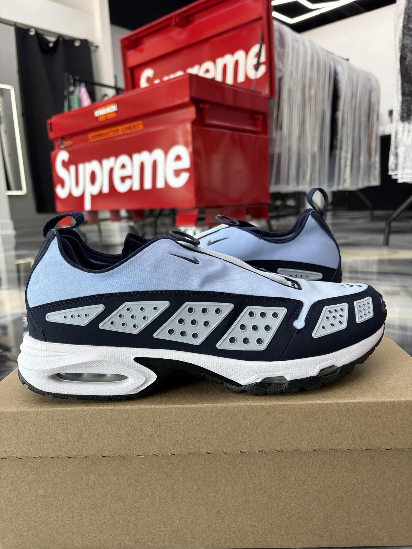 Nike Air Max "Sunder Blue Ice" Used Size 9.5