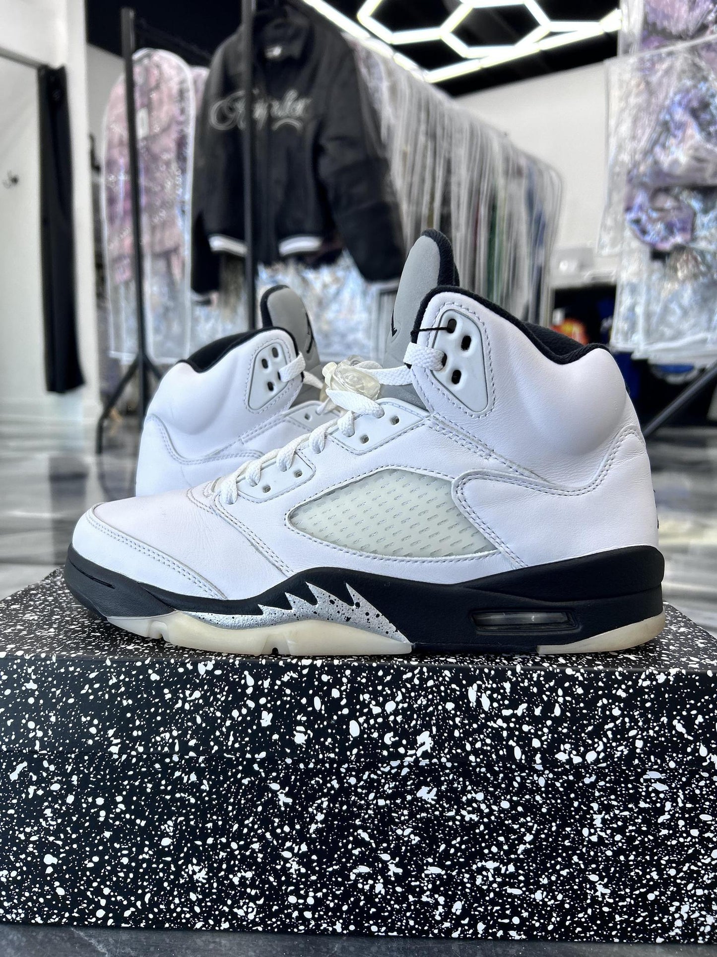 Jordan 5 "Reverse Metallic" Used Size 9.5