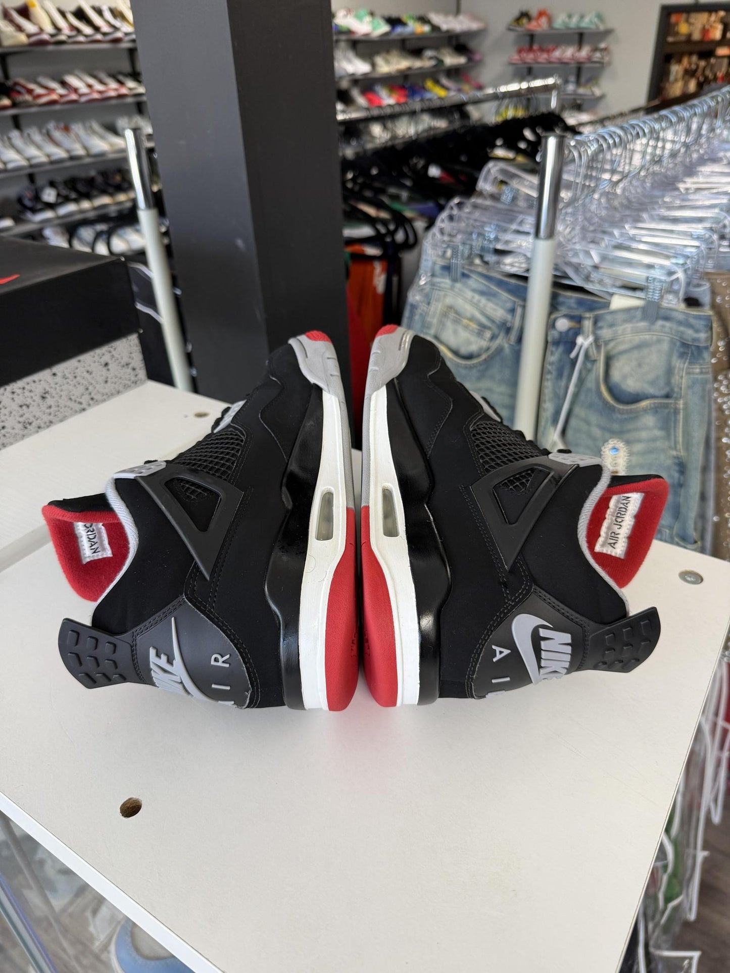 Jordan 4 "Bred 2019" Used Size 11