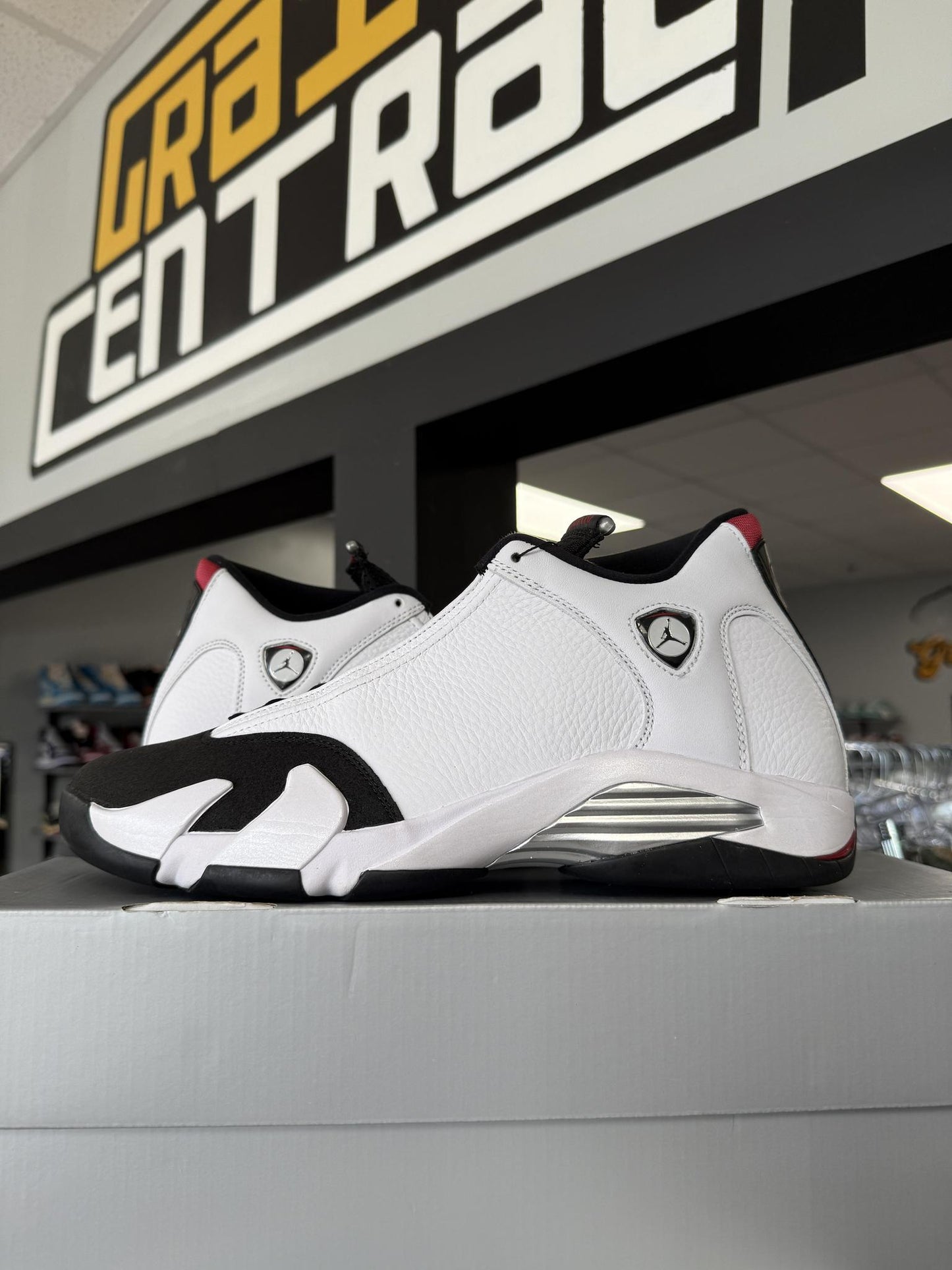 Jordan 14 "Black Toe" Used Size 13