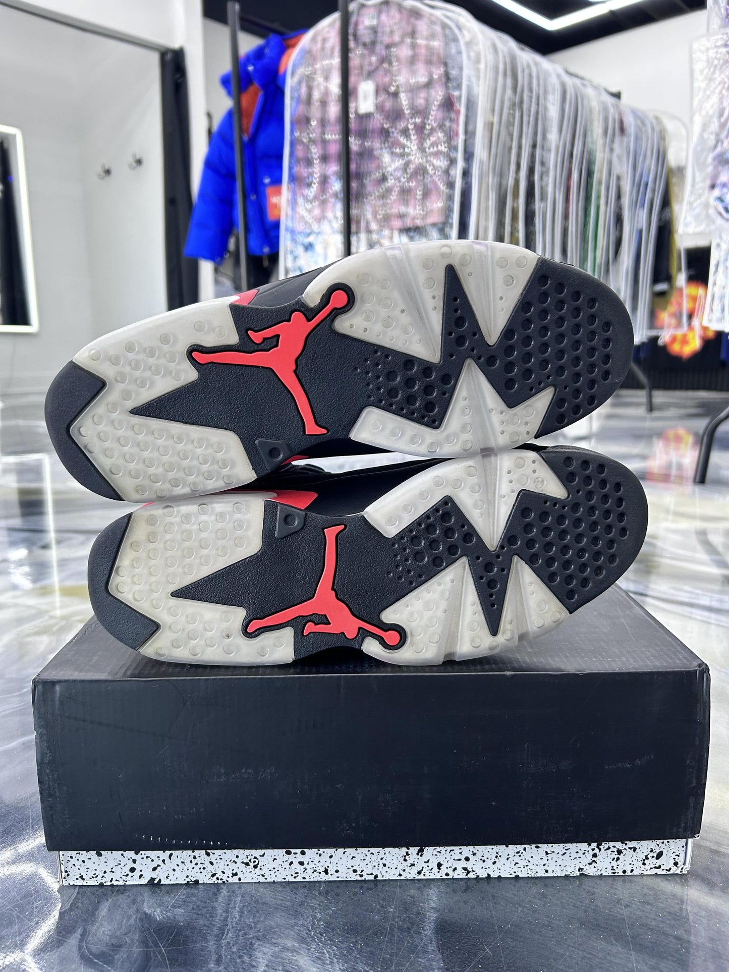 Jordan 6 "Black Infrared" Used Size 10.5