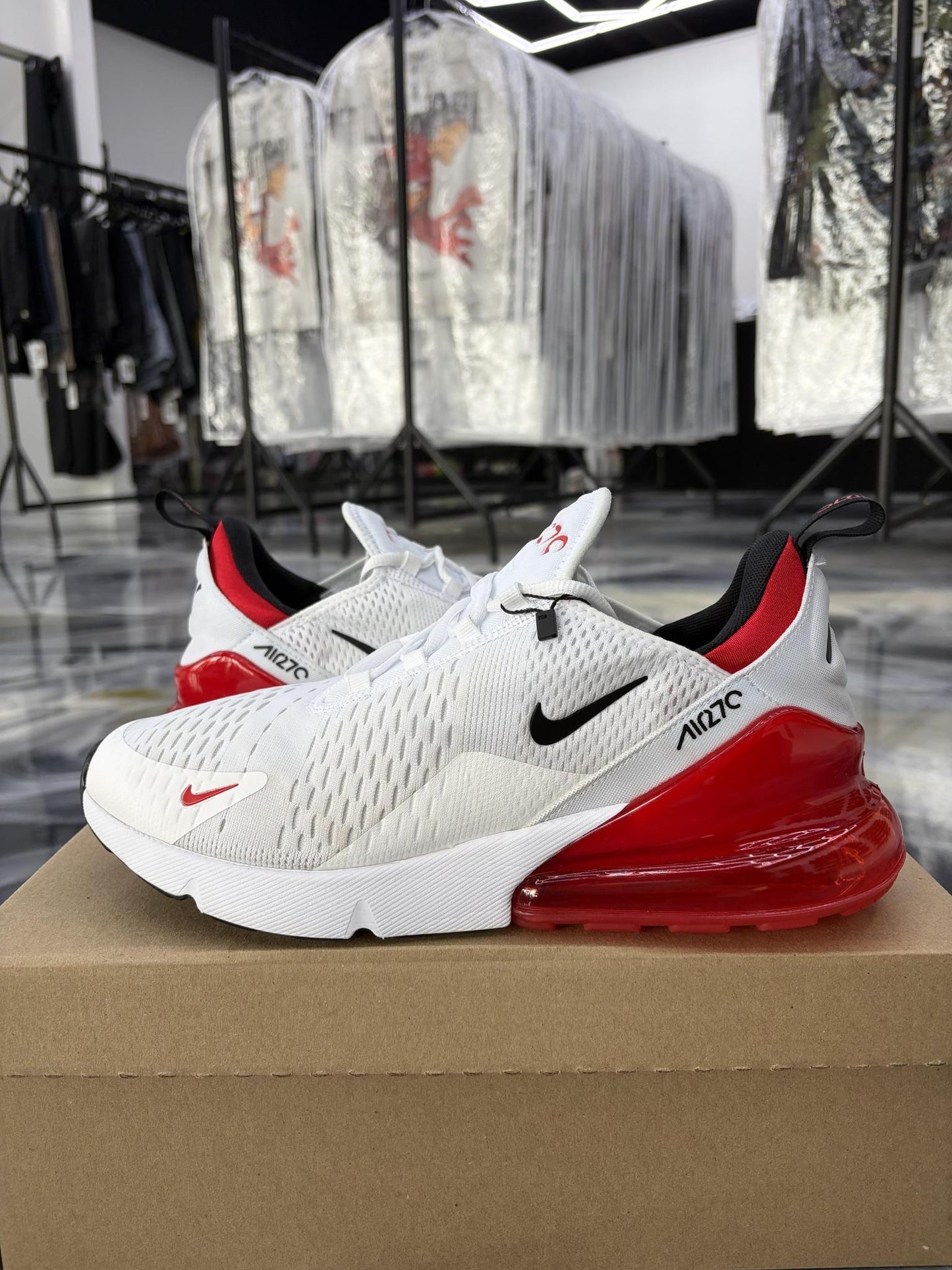 Nike Air Max 270 "Red/White" Used Size 10.5