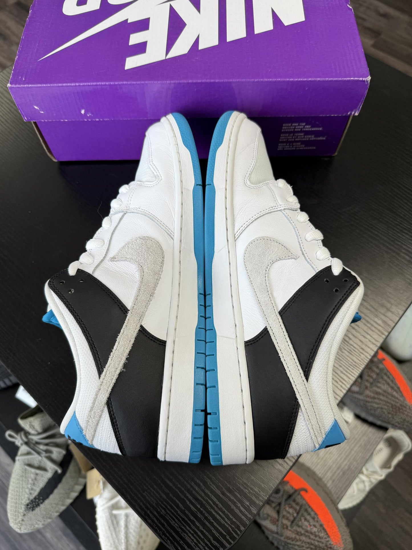 Nike SB Dunk Low "Laser Blue" Used Size 12