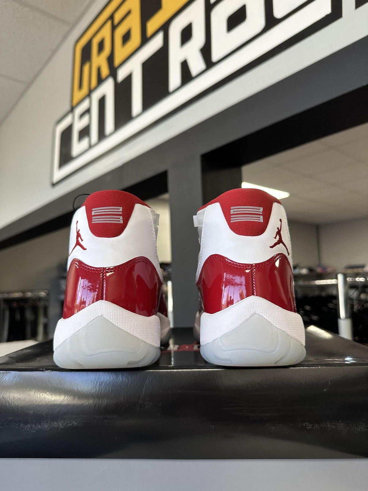 Jordan 11 "Cherry" Size 8 Used