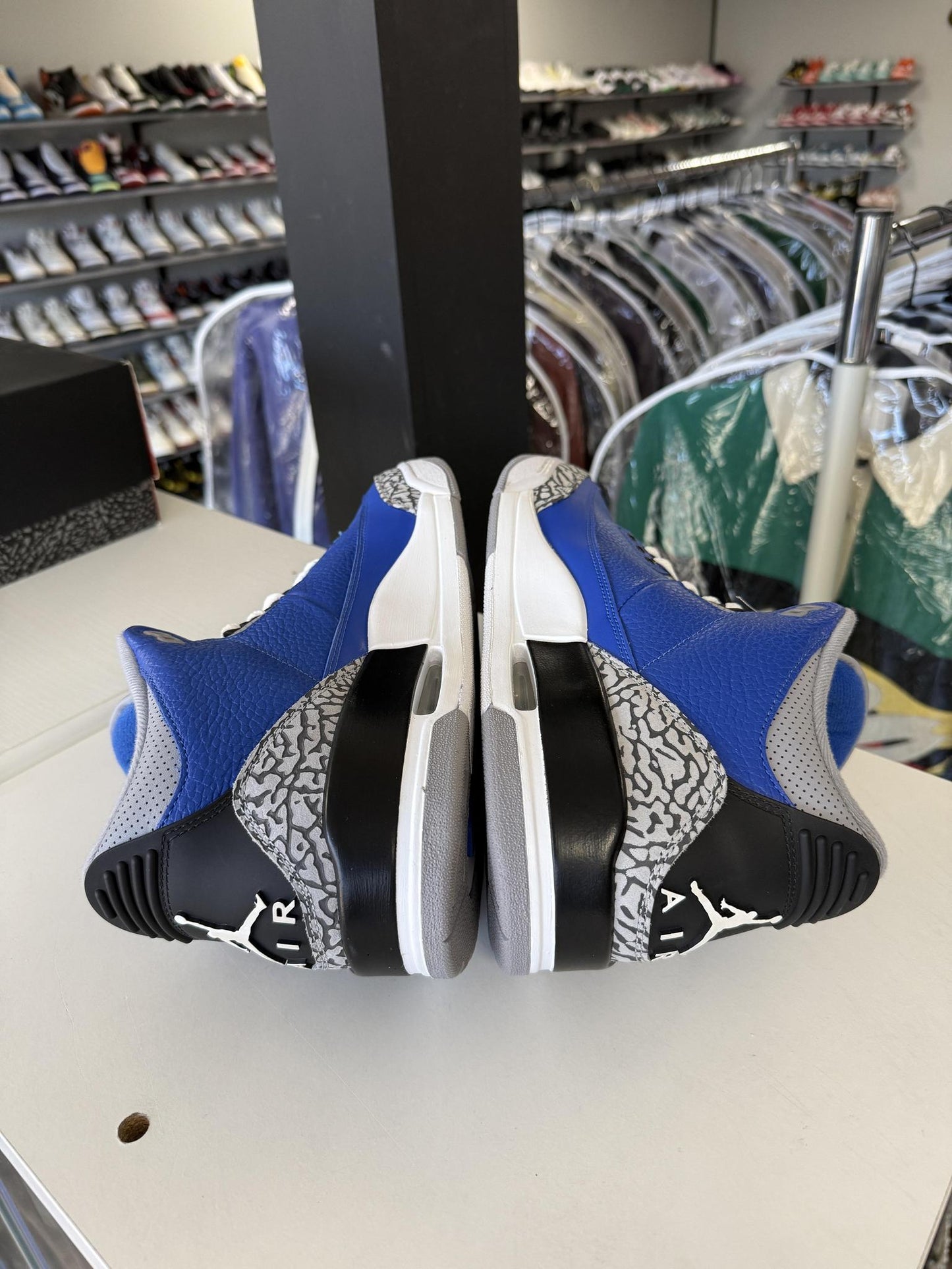 Jordan 3 "Varsity Royal" Used Size 12