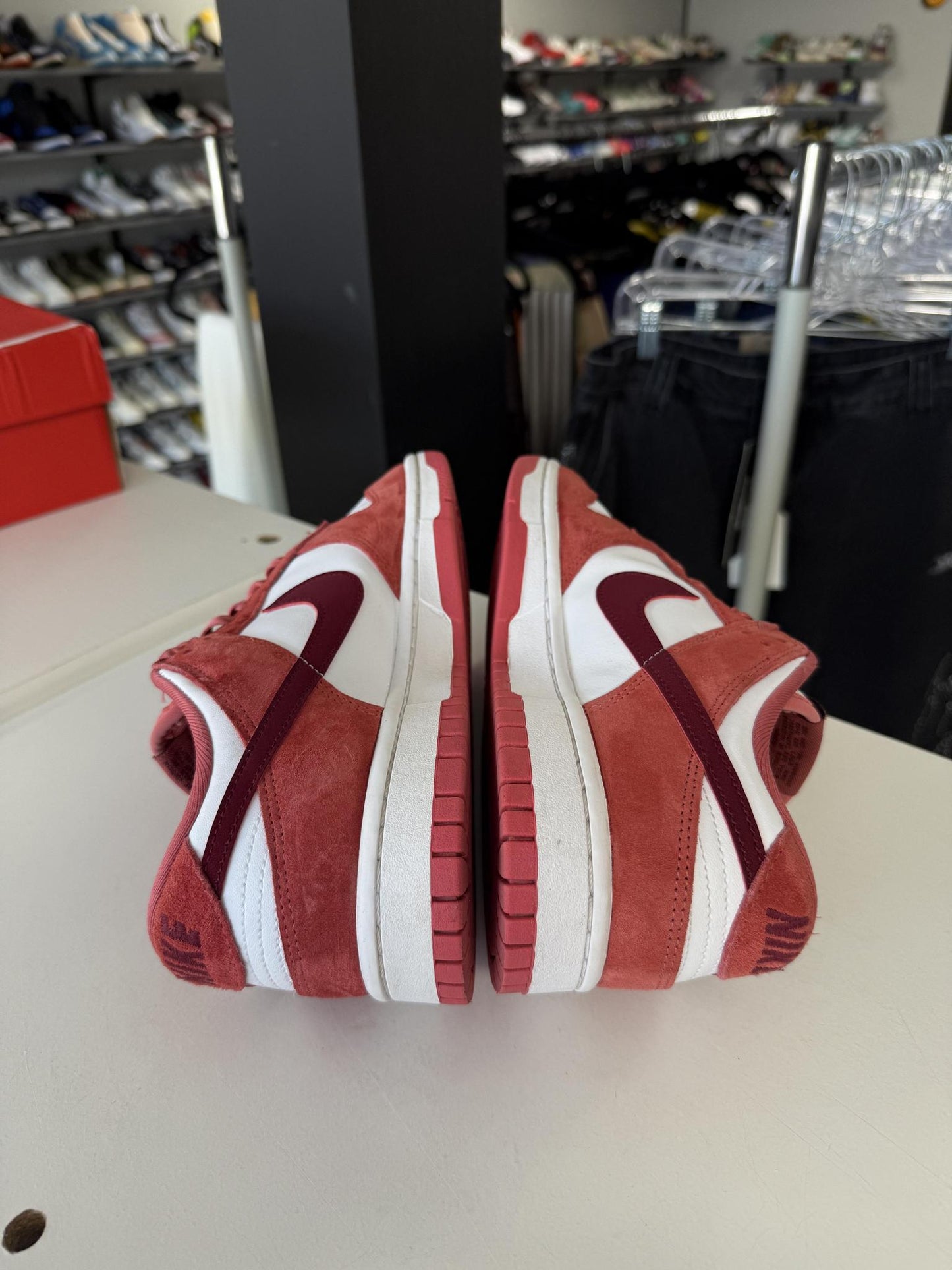 Nike Dunk Low "Valentines Day" Used Size 7Y/8.5W