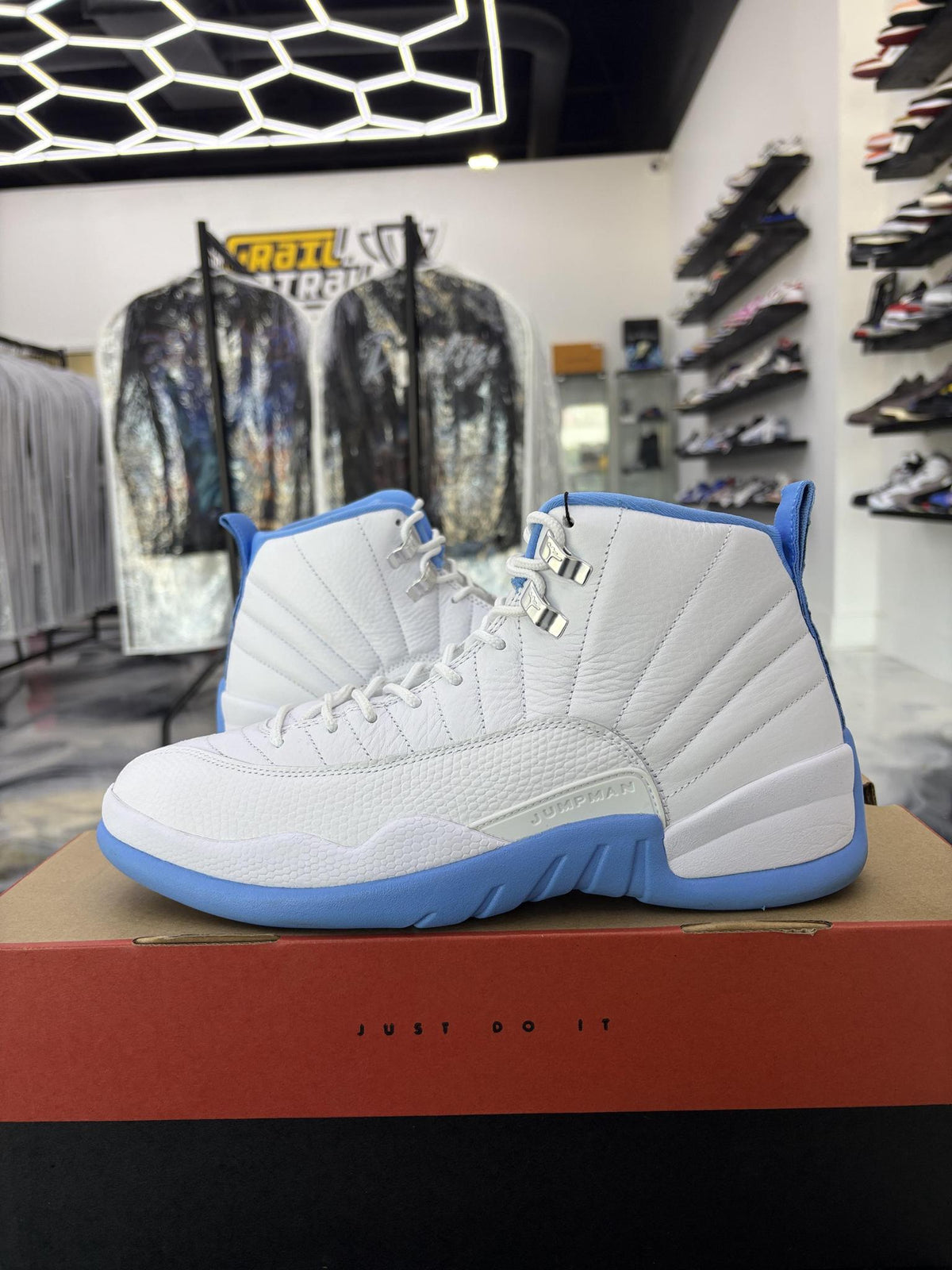 Jordan 12 "Melo" Used Size 9