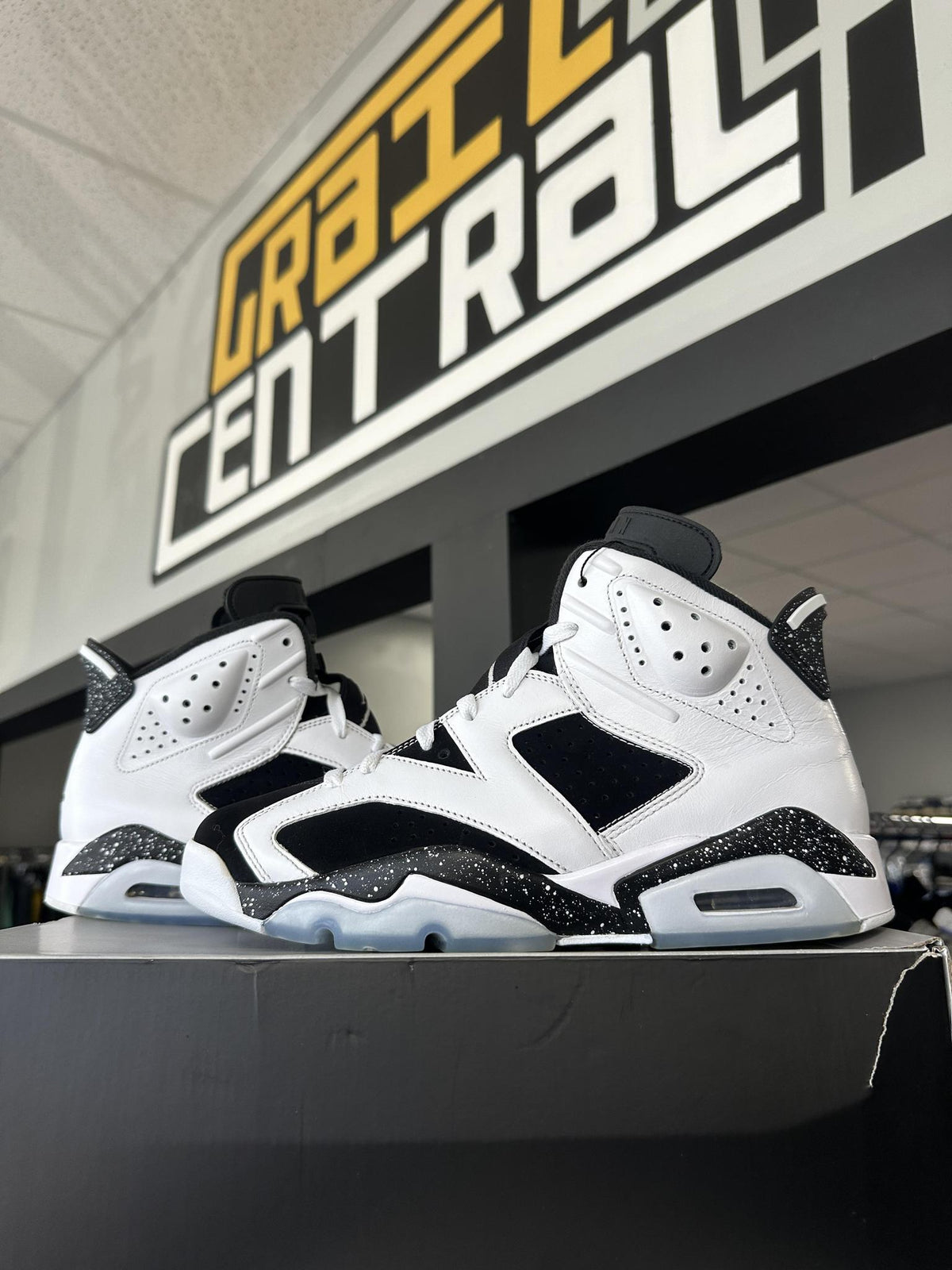Jordan 6 Oreo Used