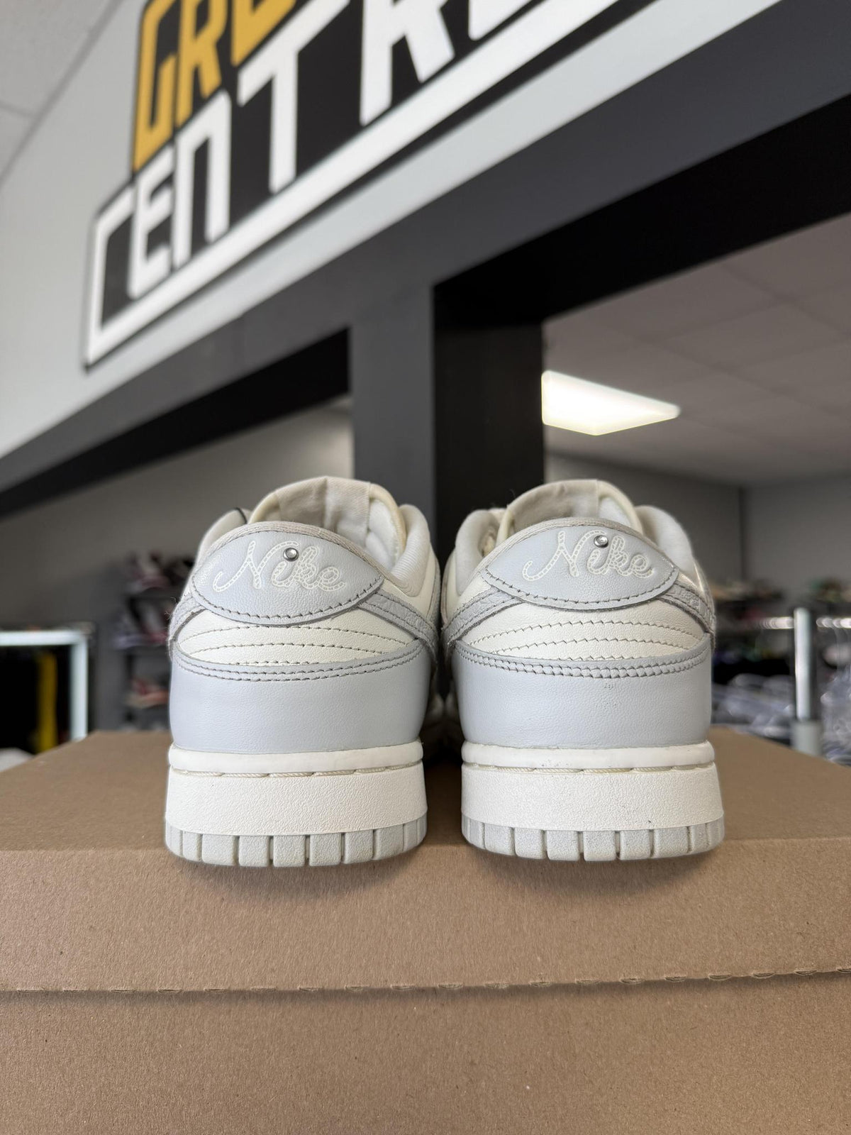 Dunk Low "Needle Work" Used Size 7Y/8.5W