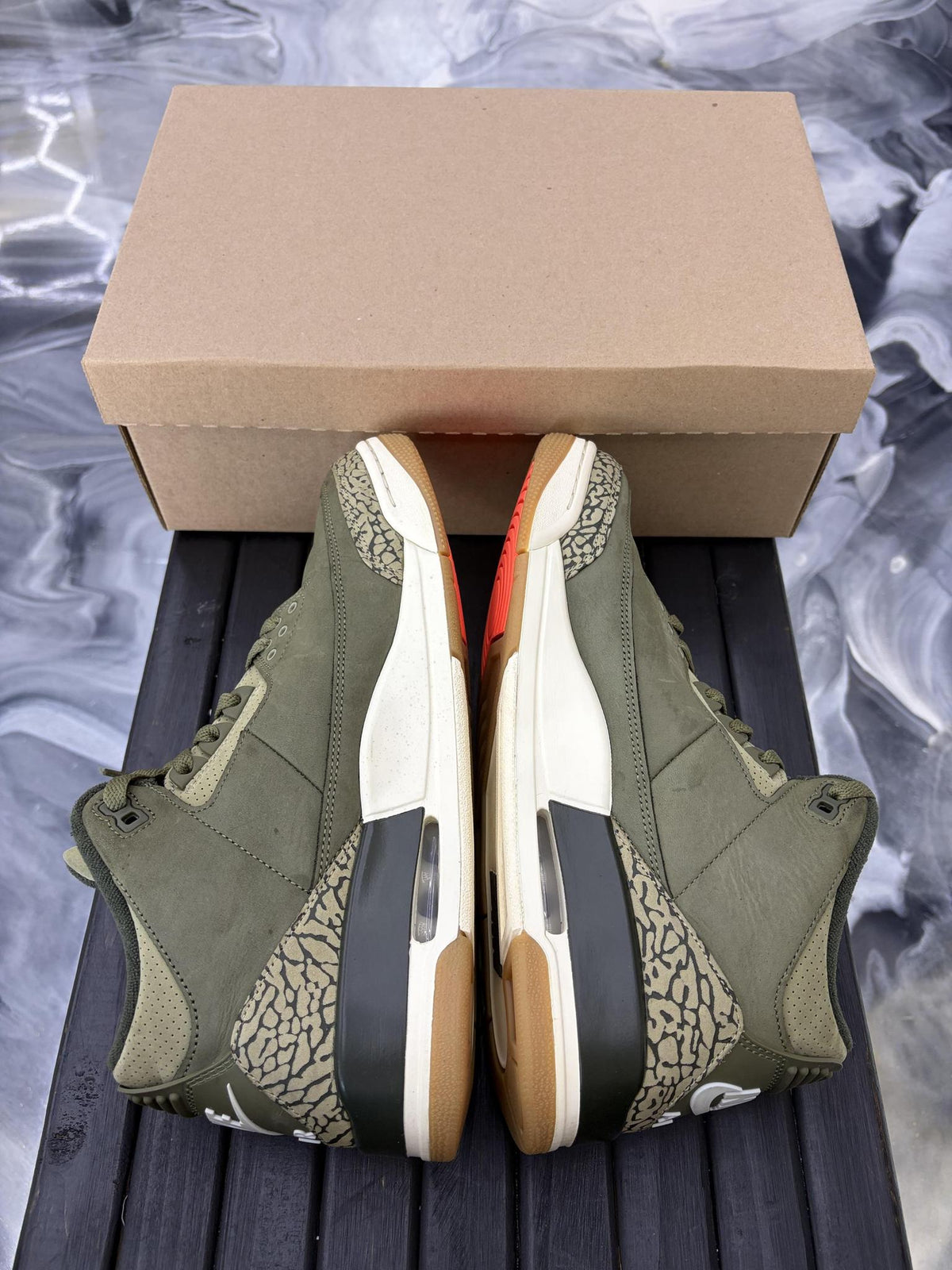 Jordan 3 "Family Affair" Used Size 10.5