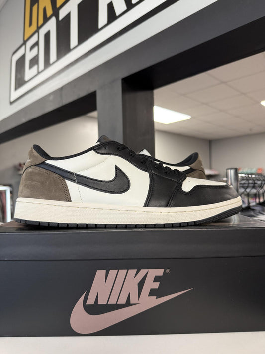 Jordan 1 Low "Mocha" Used Size 12