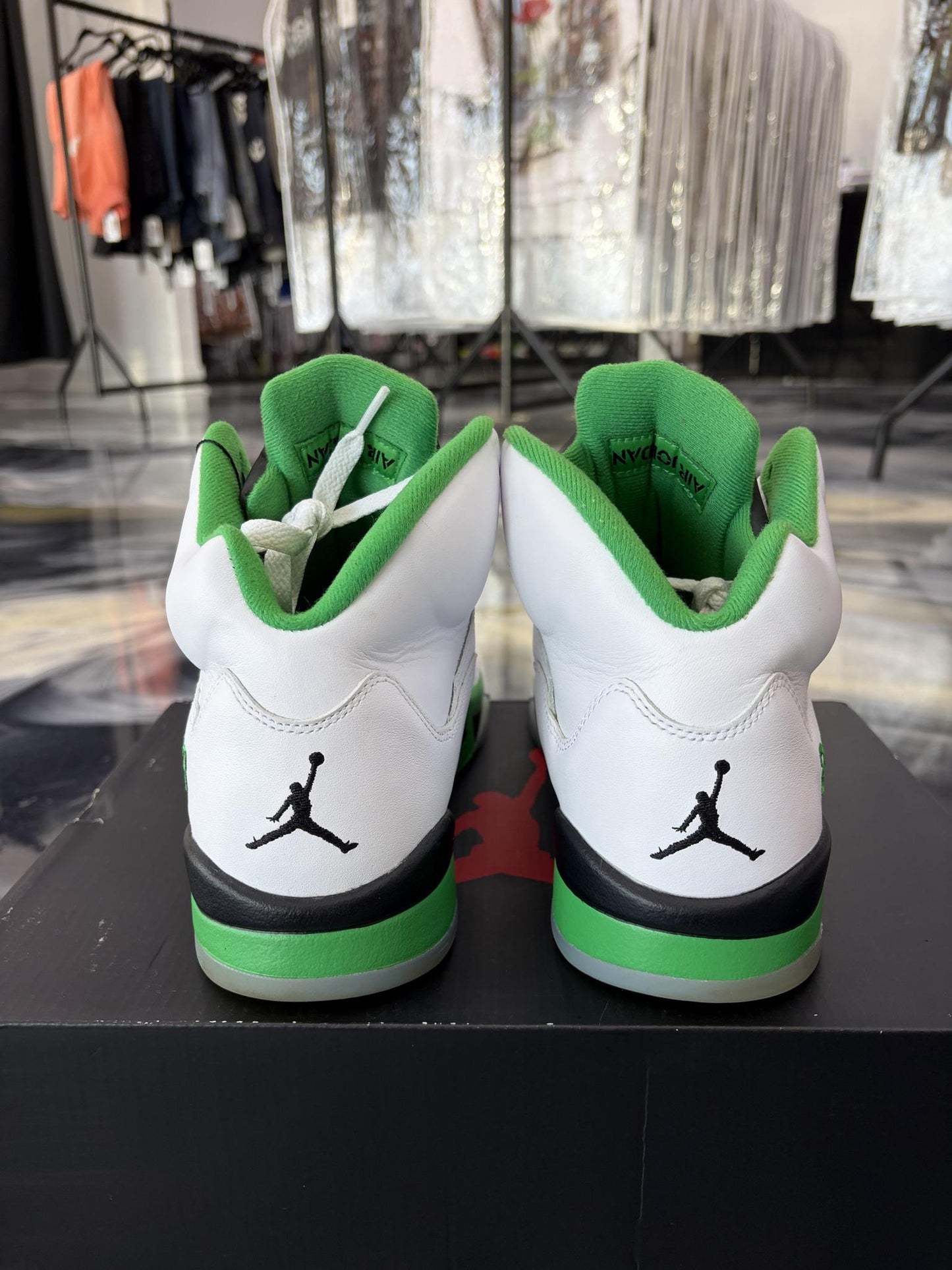 Jordan 5 "Lucky Green" Used Size 10.5