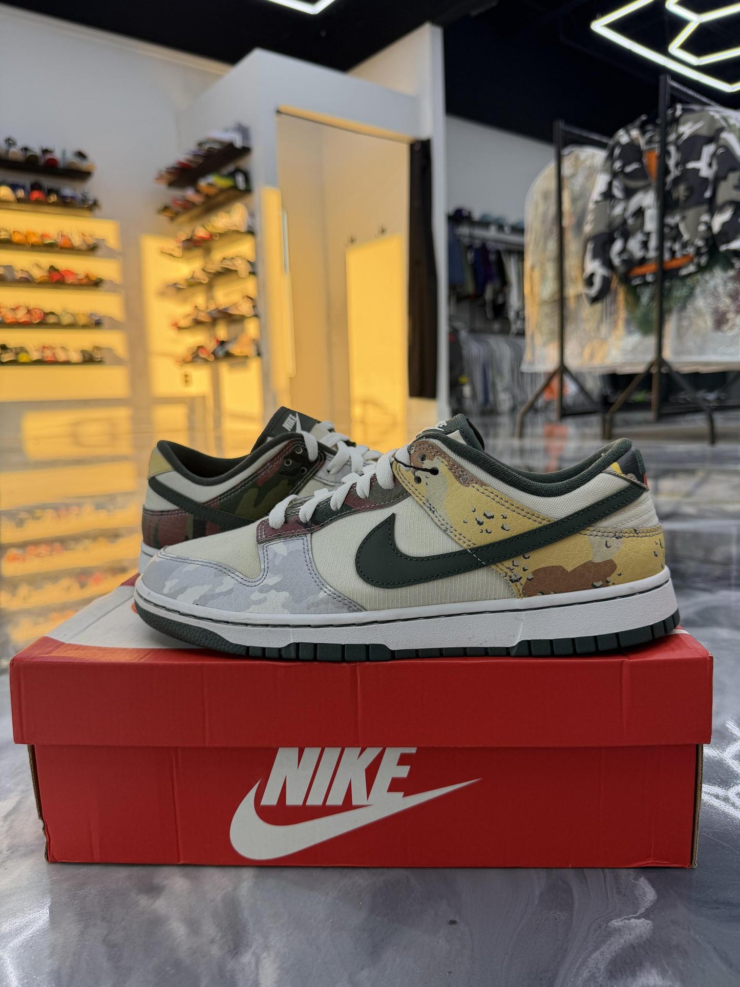 Nike Dunk Low "Camo" Used Size 9.5