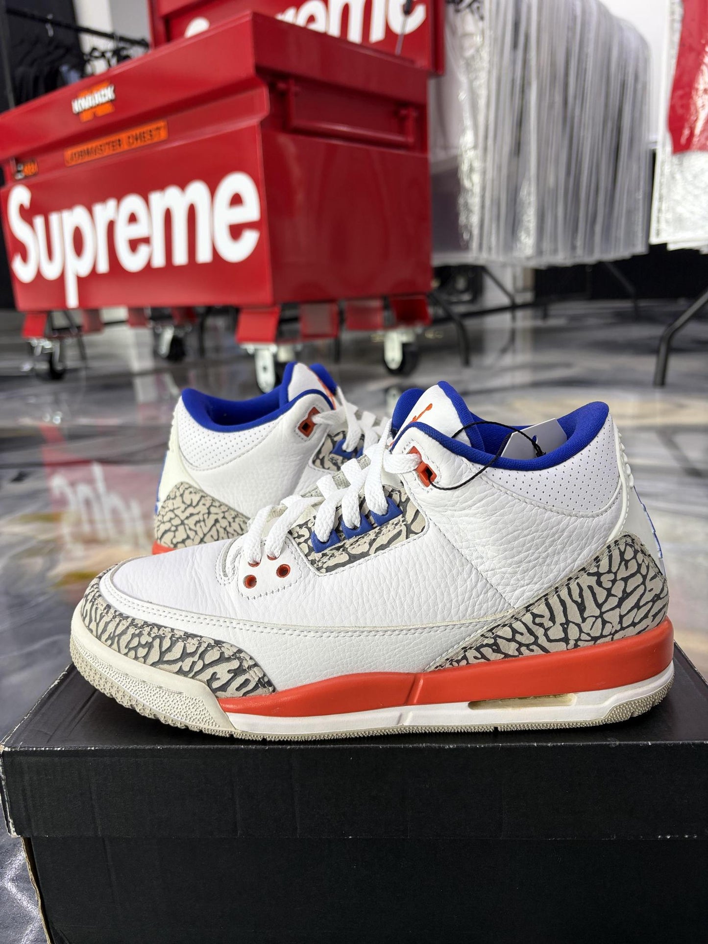 Jordan 3 "Knicks" Used Size 7Y/8.5W