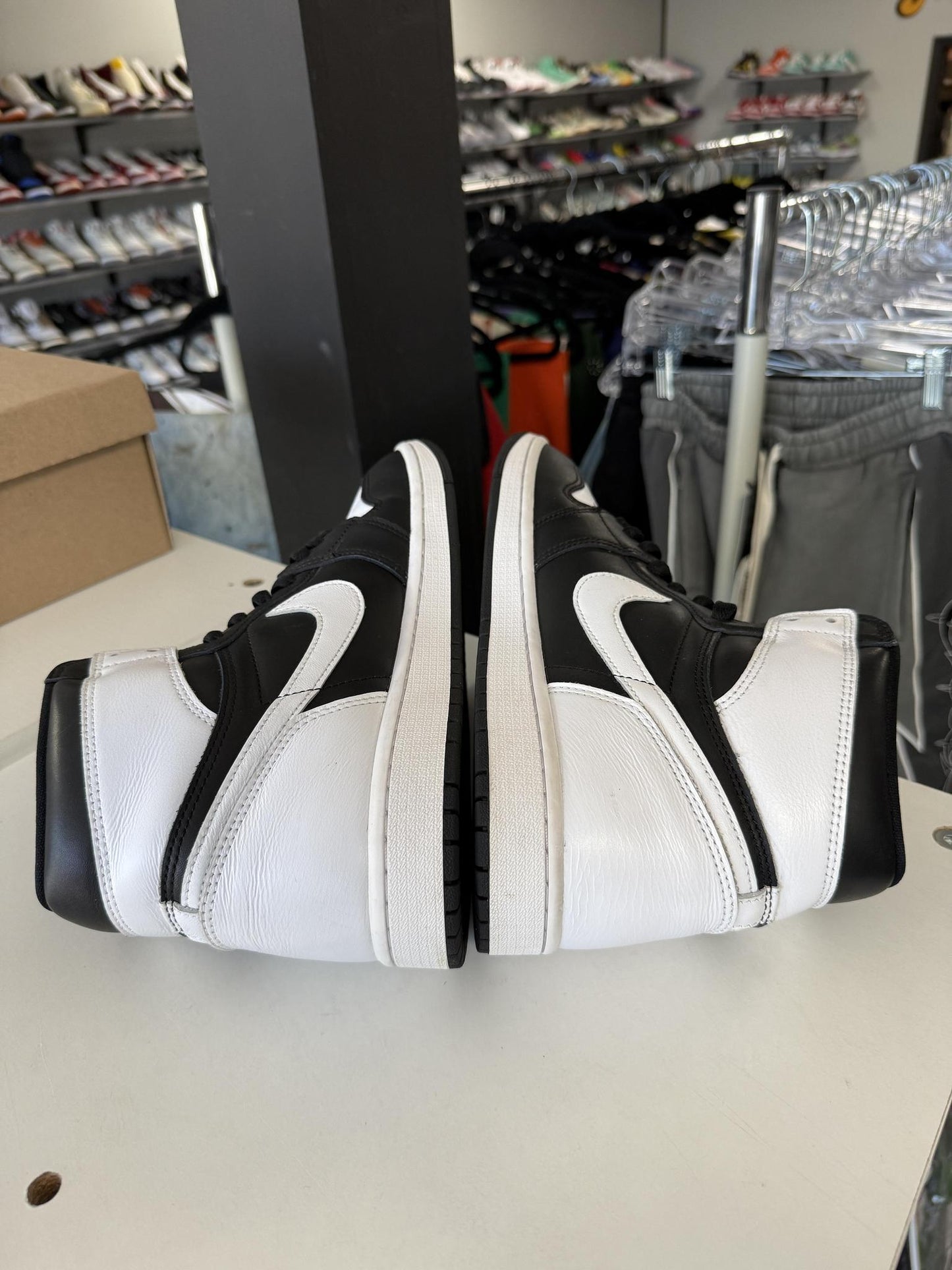 Jordan 1 "Black White" Used Size 11