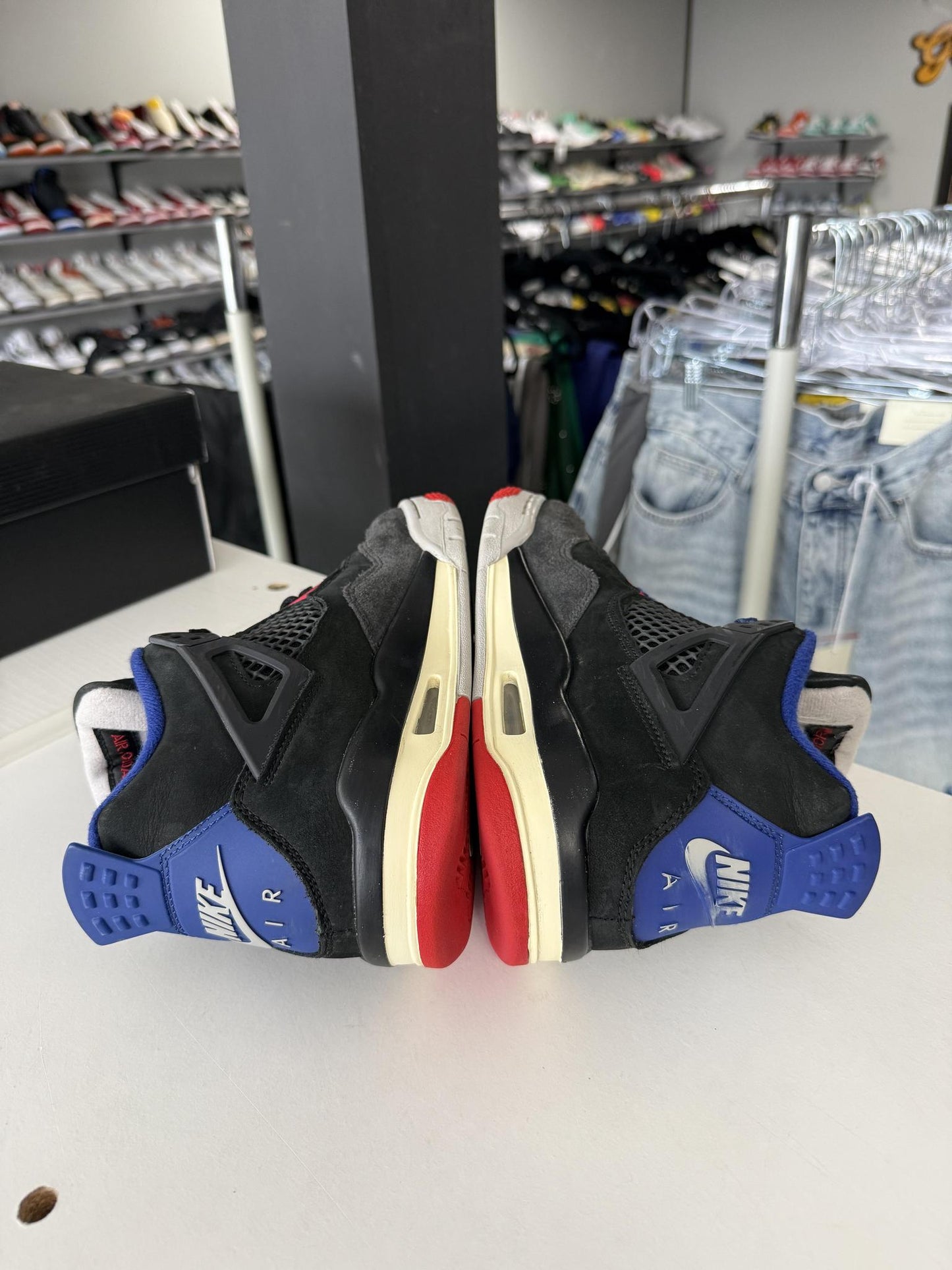 Jordan 4 "Rare Air" Used Size 5.5Y/7W