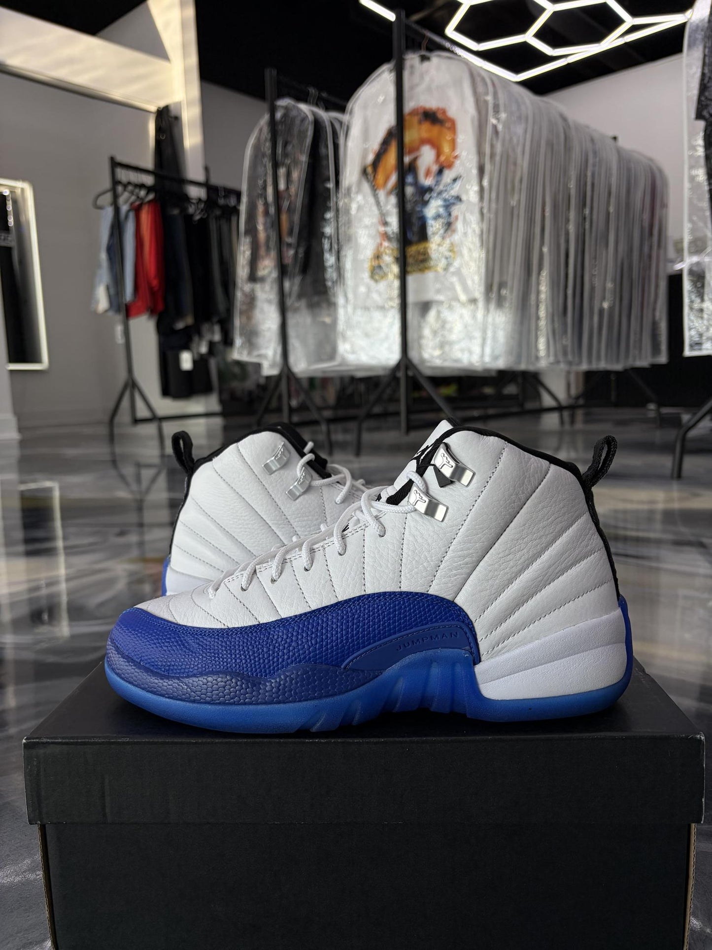 Jordan 12 "Blueberry" Used Size 7Y/8.5W