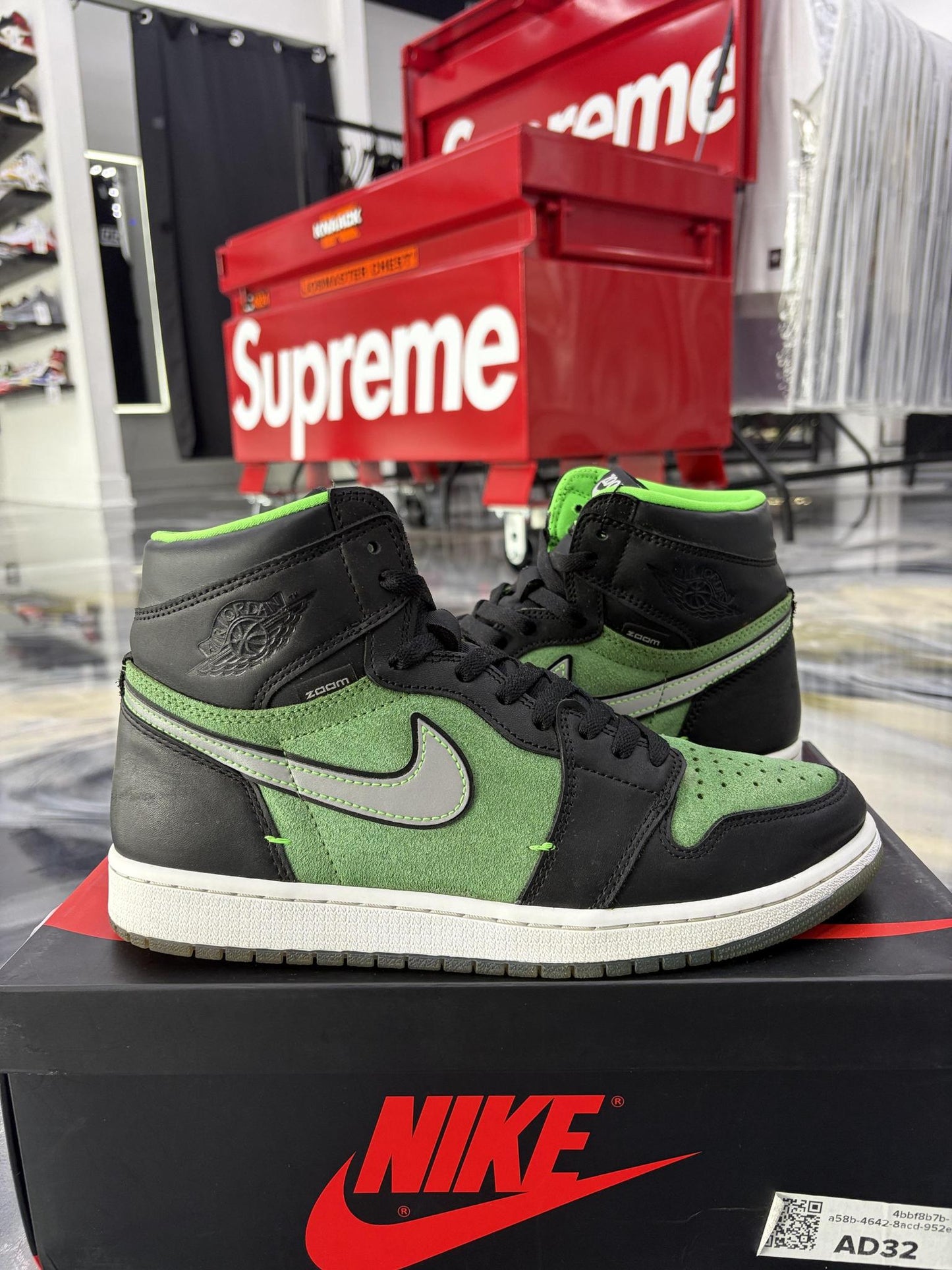Jordan 1 High Zoom "Zen Green" Used Size 10.5