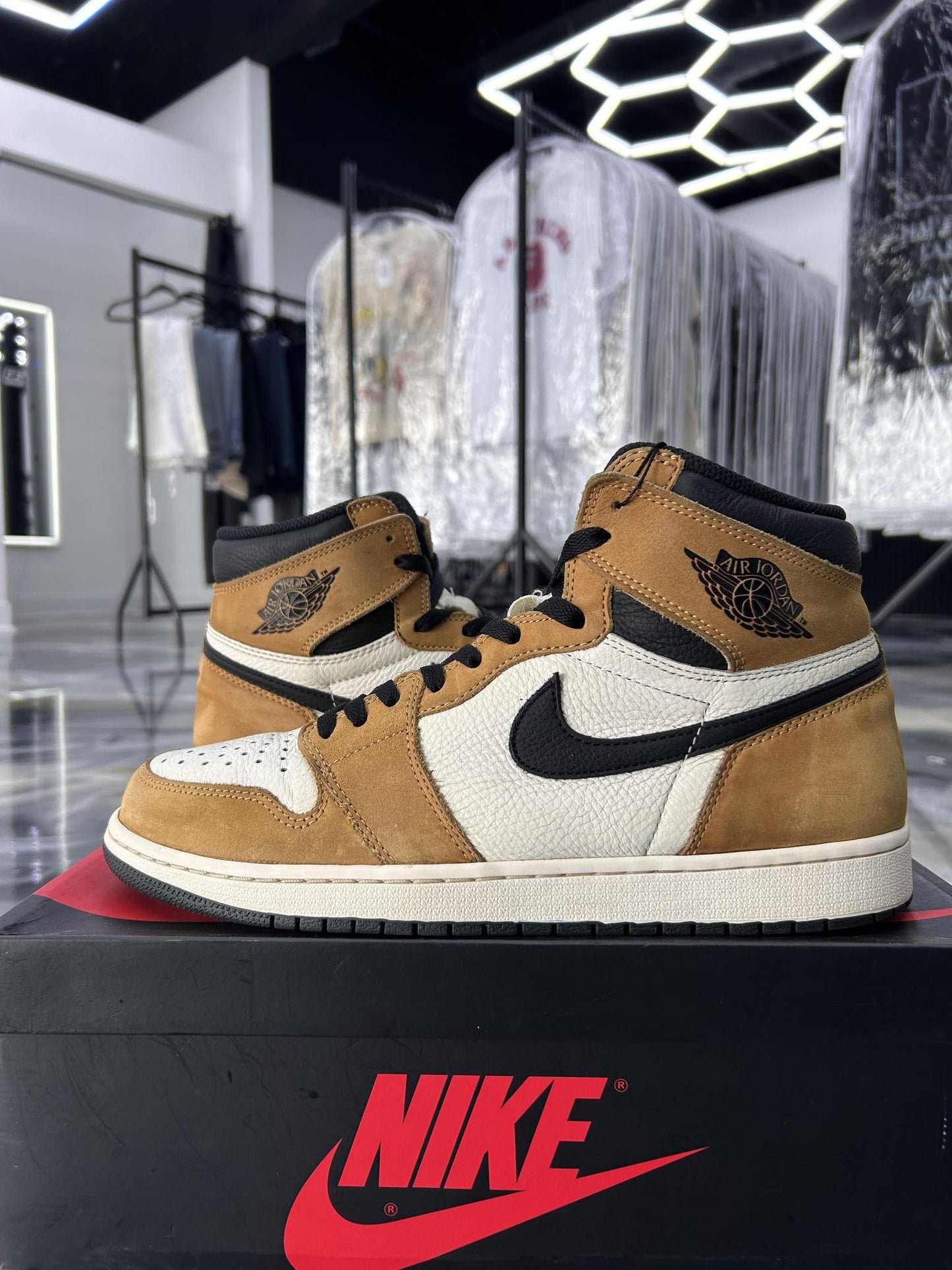 Jordan 1 High "Rookie Of The Year" Used Size 11.5