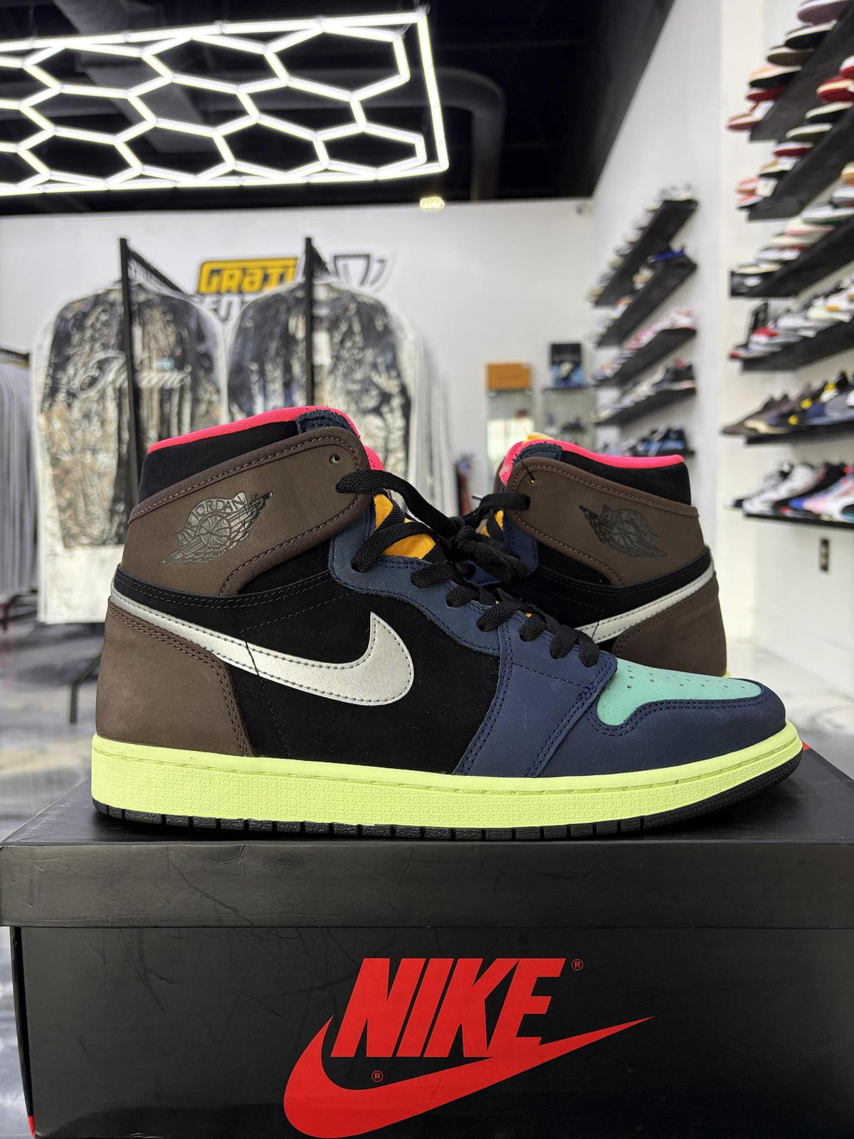 Jordan 1 "Tokyo Biohack" Used Size 11.5