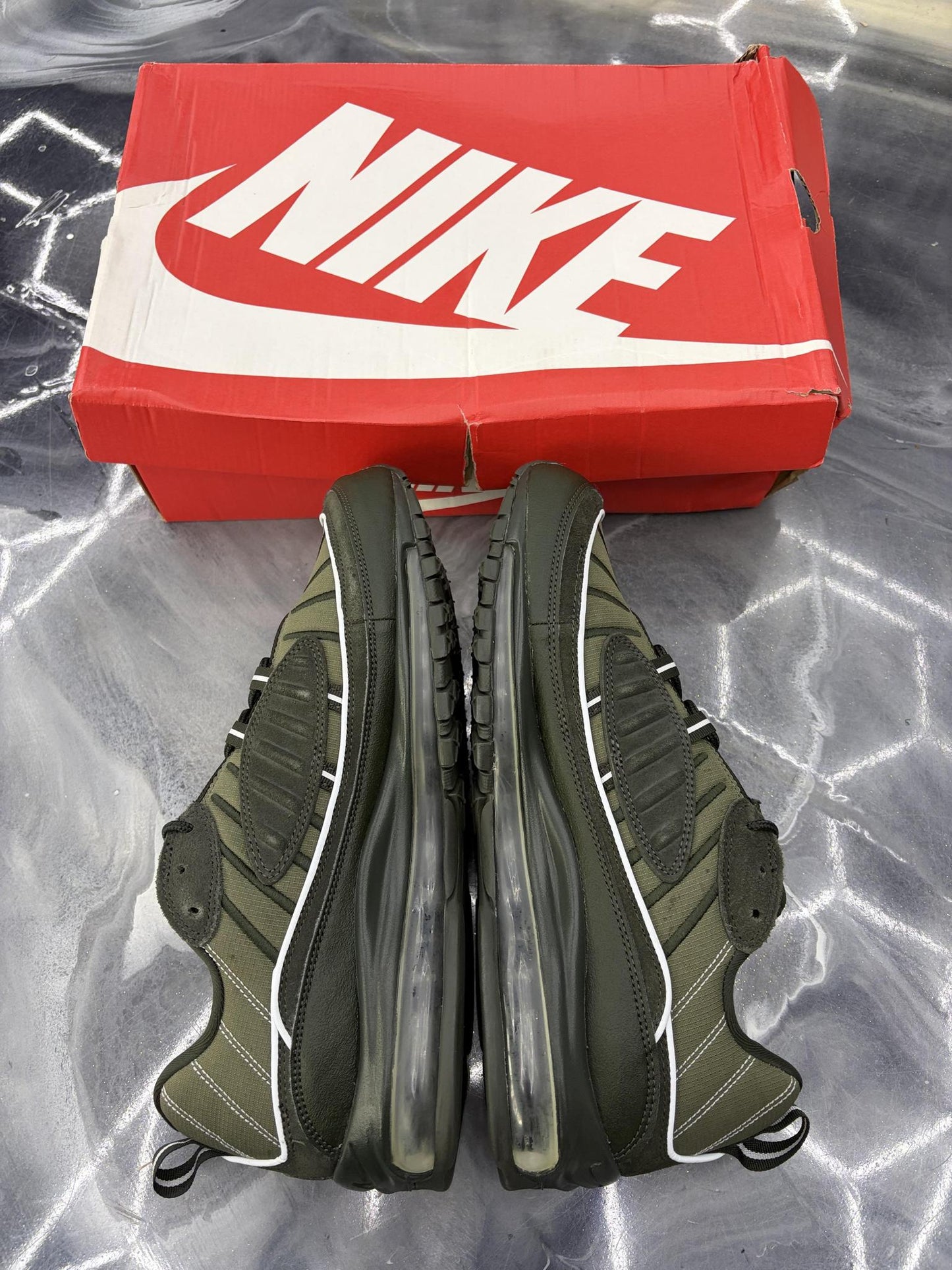 Nike Air Max 98 "Olive" Used Size 11.5