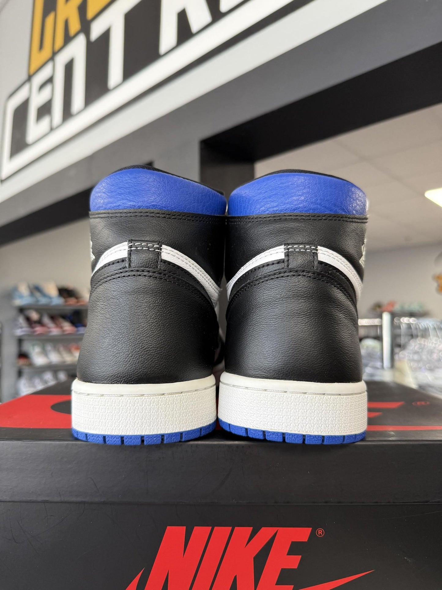 Jordan 1 "Royal Toe" Used Size 11