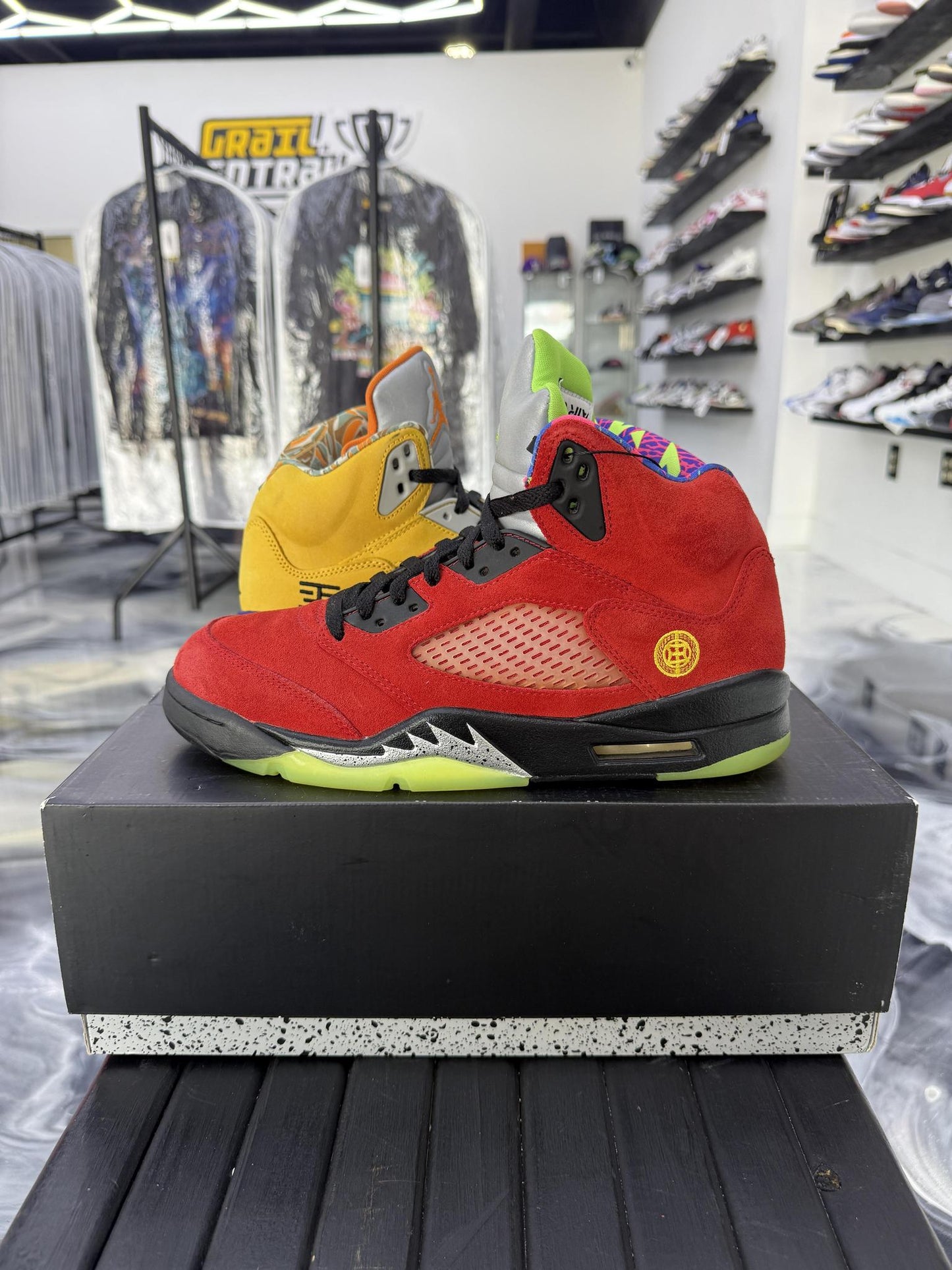 Jordan 5 "What The" Used Size 9
