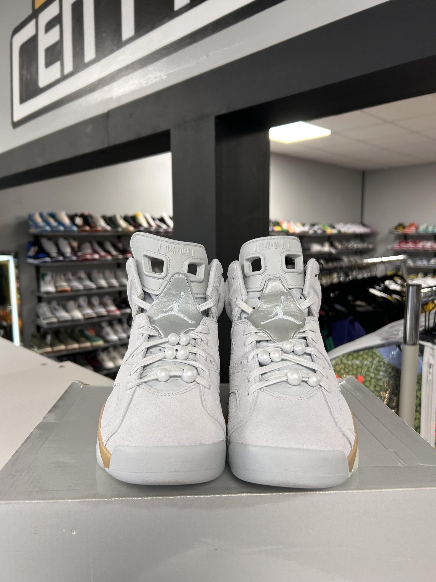 Jordan 6 "Craft" Used Size 7.5M/9W