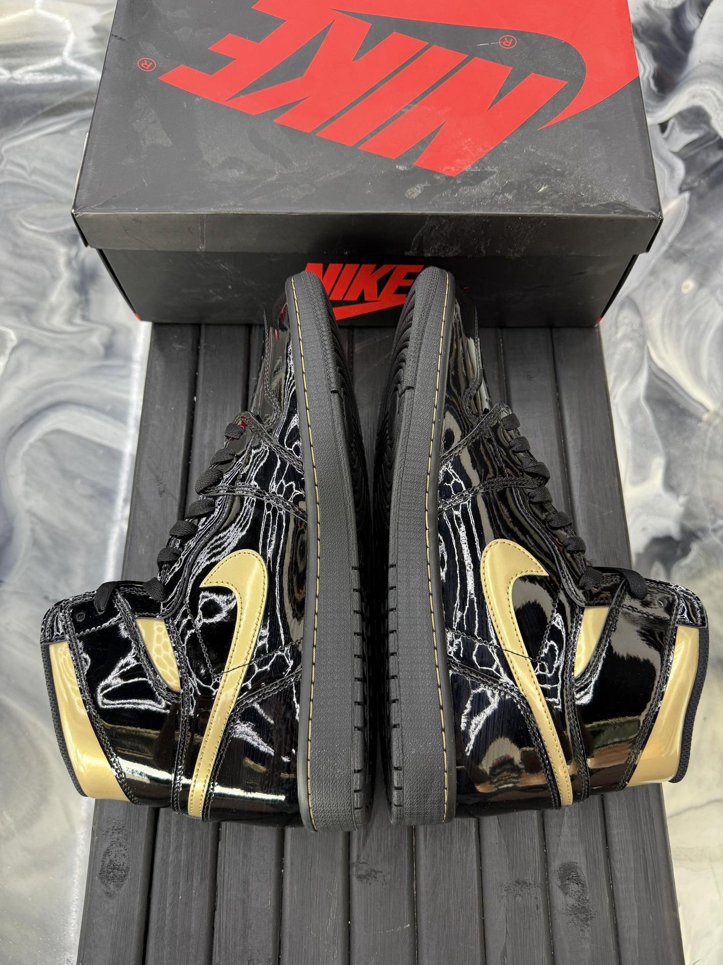 Jordan 1 "Black Metallic Gold" Used Size 12