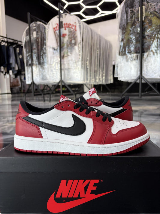 Jordan 1 Low "Chicago" Used Size 9