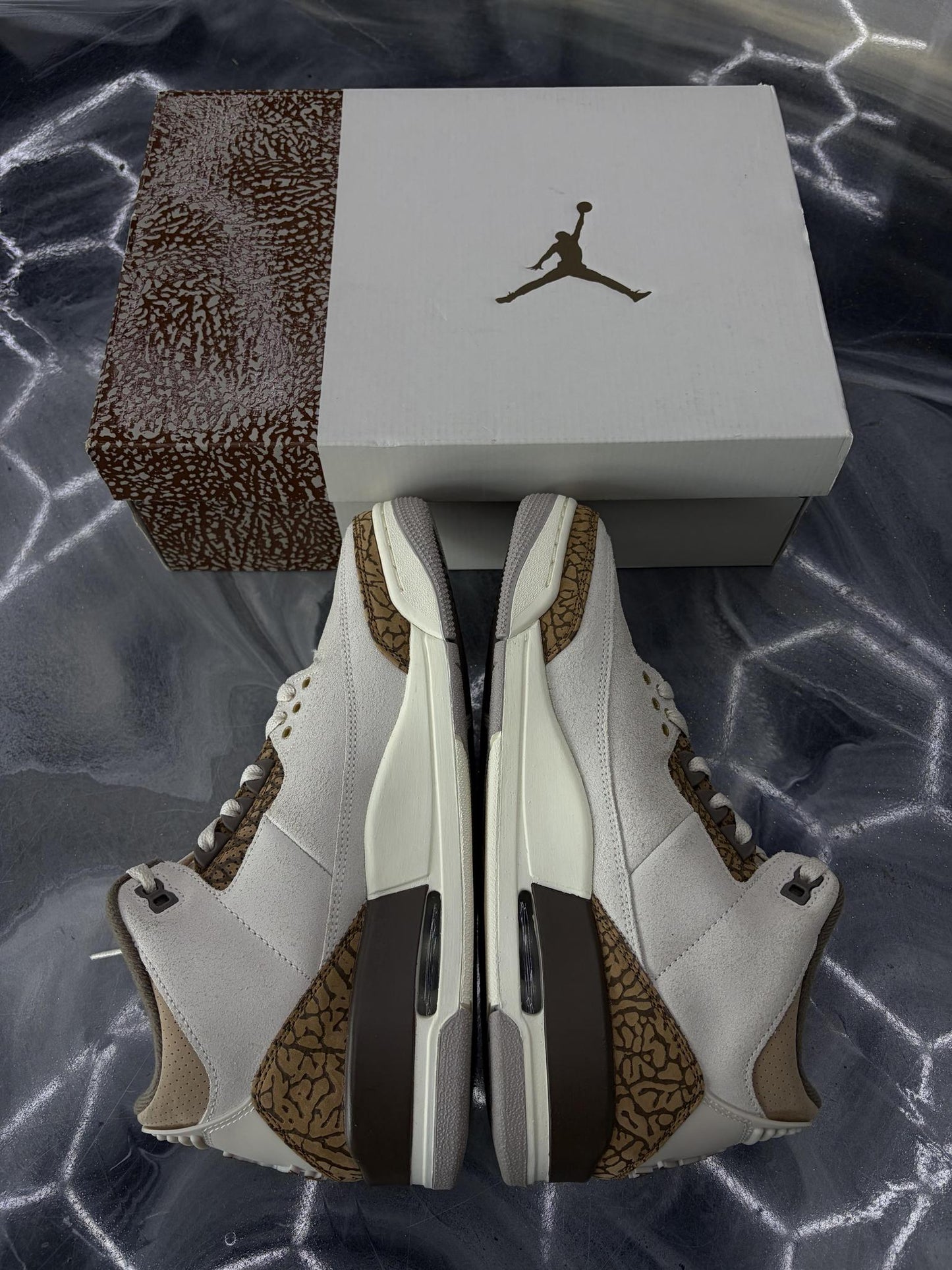 Jordan 3 "Palomino" Used Size 9