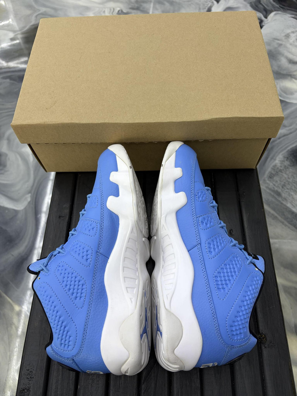 Jordan 9 Low "Pantone" Used Size 8.5