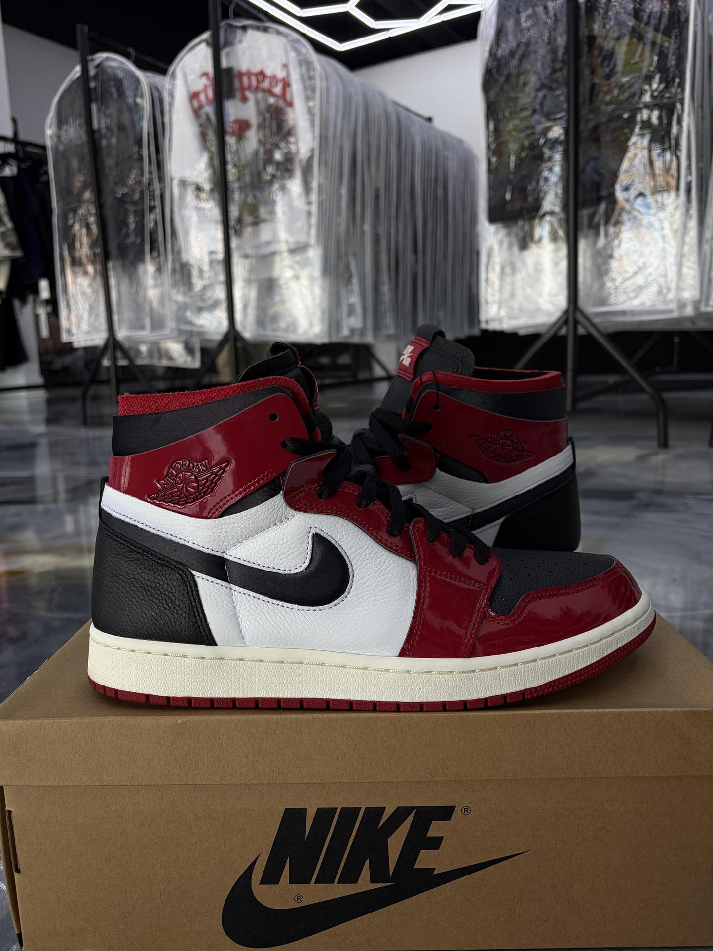Jordan 1 High Zoom Air CMFT "Chicago" Used Size 10.5