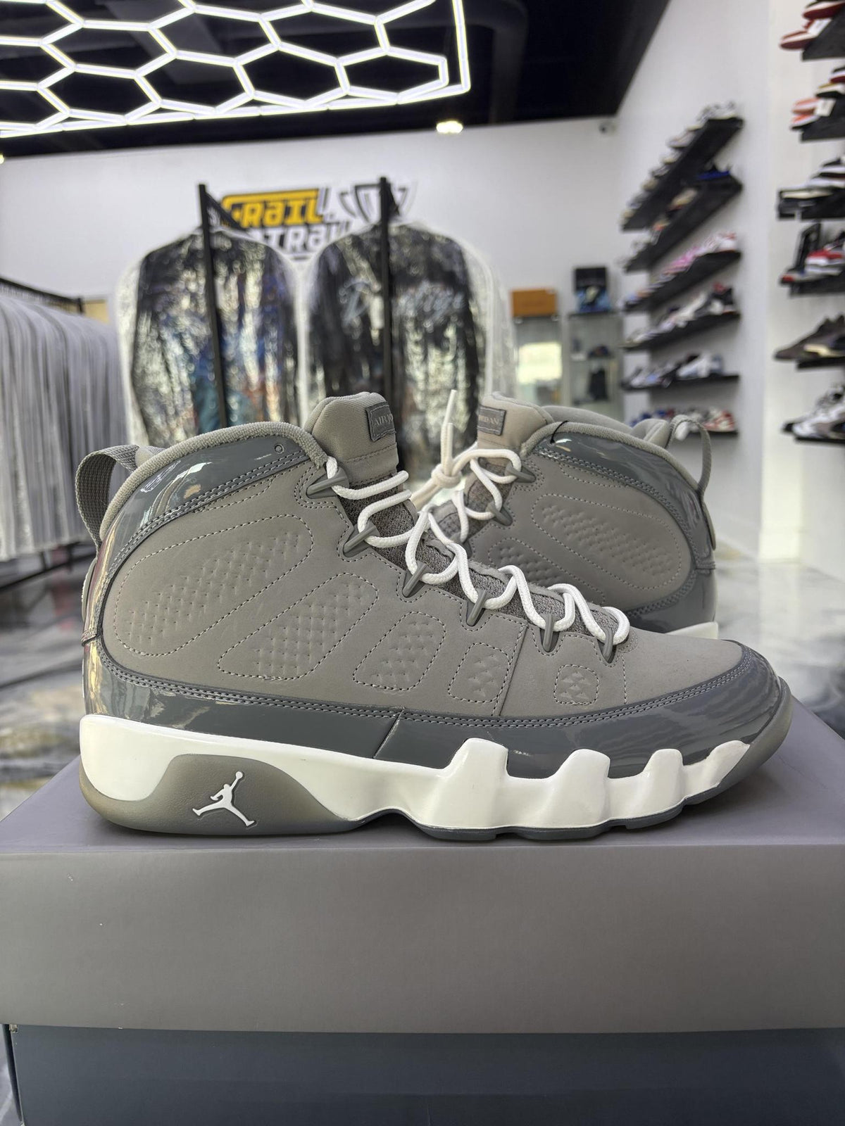Jordan 9 "Cool Grey" Used Size 10