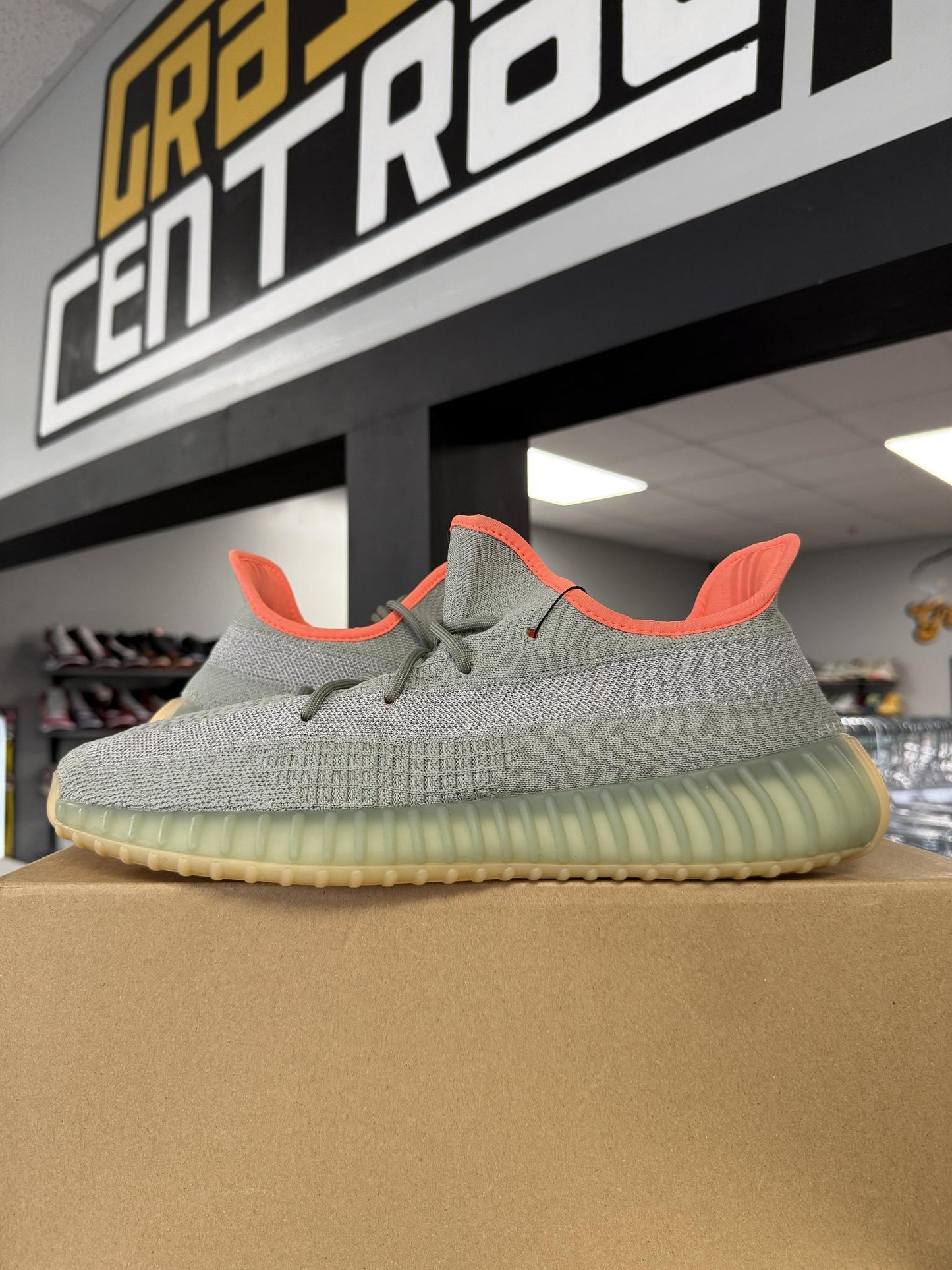 Yeezy 350 V2 "Desert Sage" Used Size 14