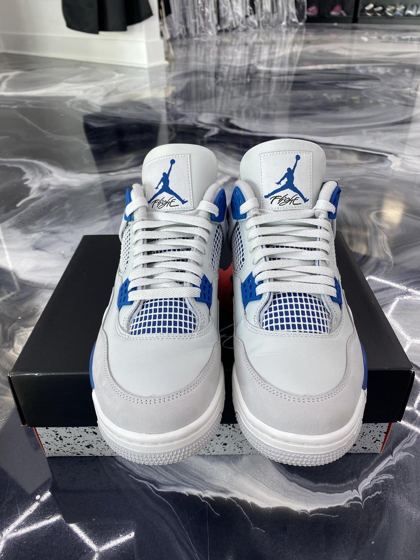 Jordan 4 "Military Blue" Used Size 11