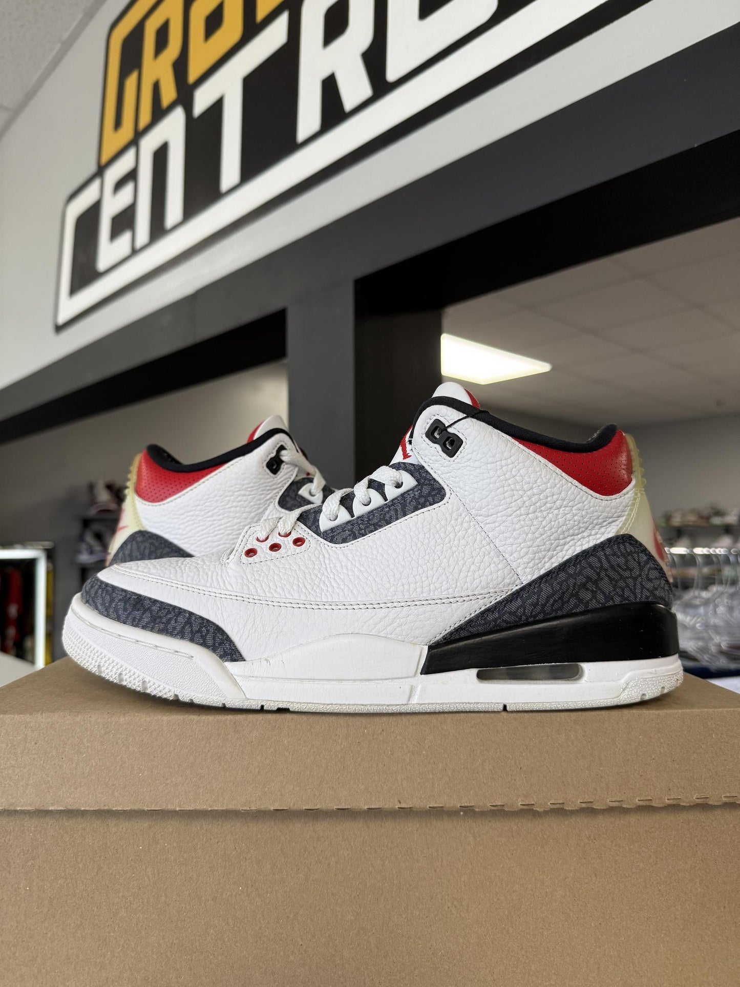 Jordan 3 "Denim" Used Size 10.5