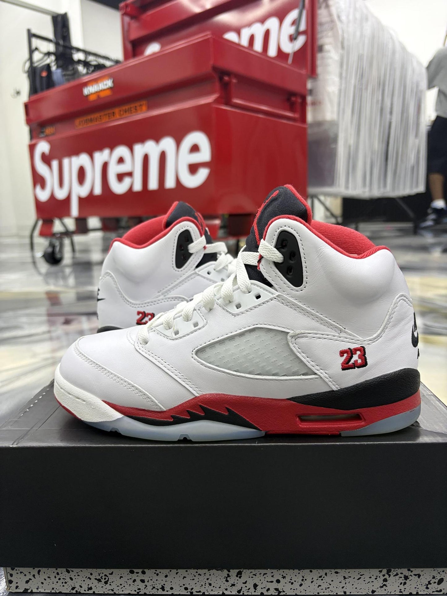 Jordan 5 "Fire Red" Used Size 5.5Y/7W