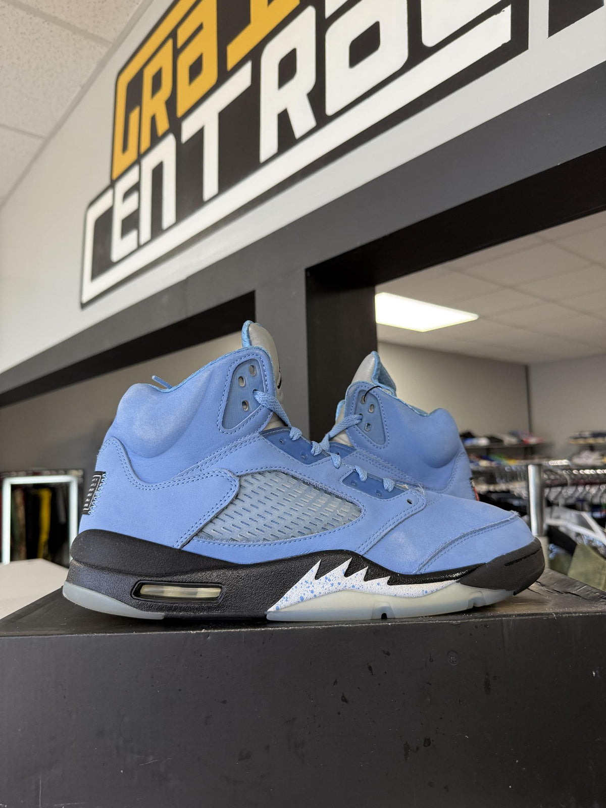 Jordan 5 "UNC" Used Size 12