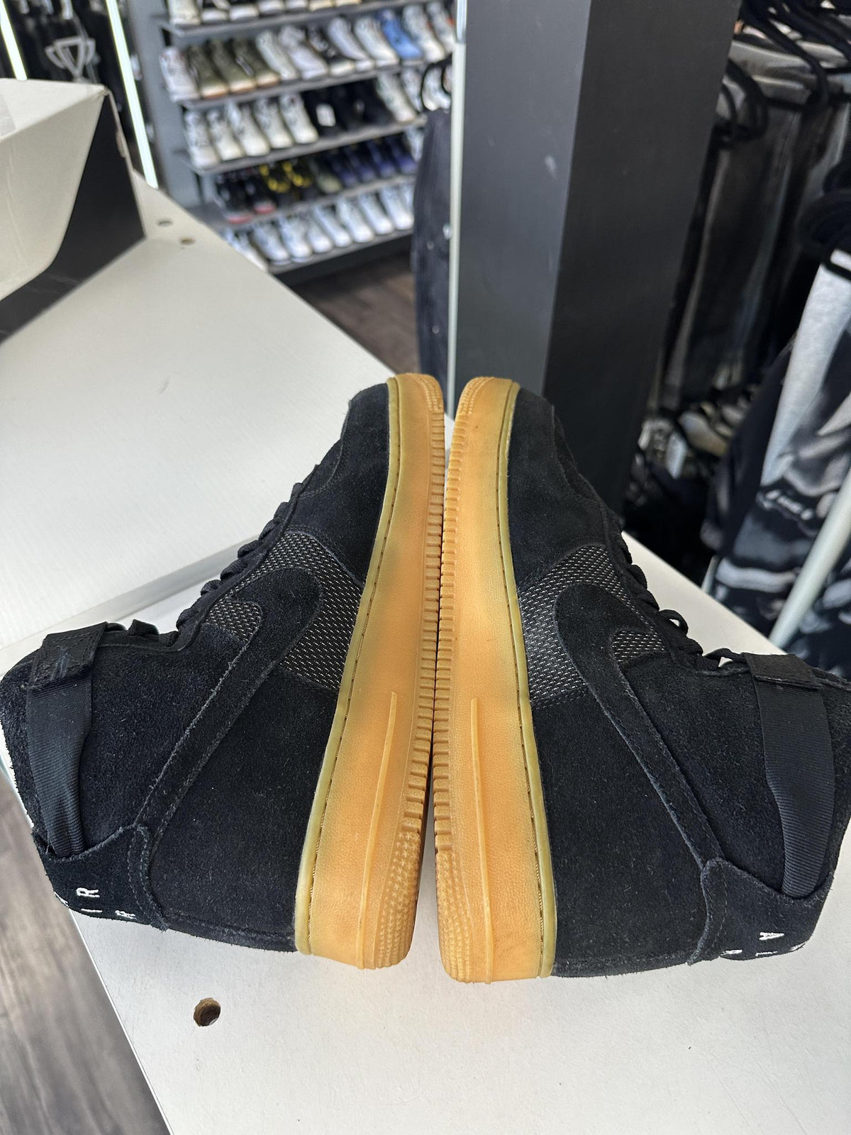 Nike Air Force 1 High LV8 "Black Gum" Size 11 Used
