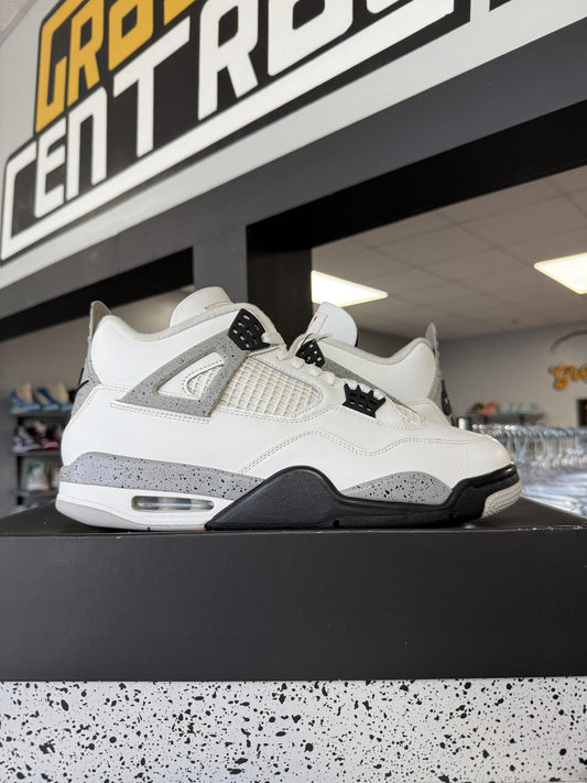 Jordan 4 "White Cement" Used Size 11.5