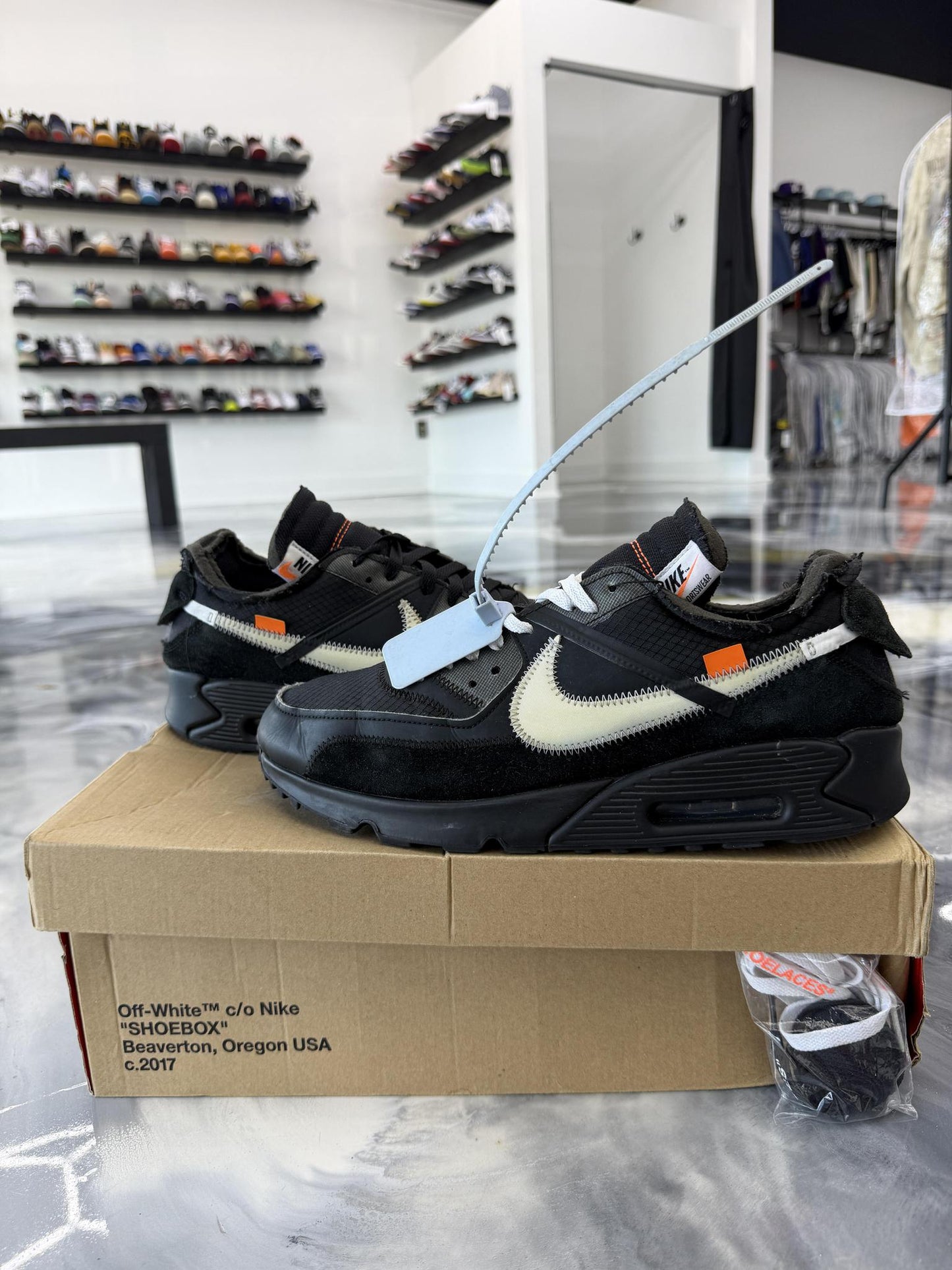 Nike Air Max 90 "Off White" Used Size 12