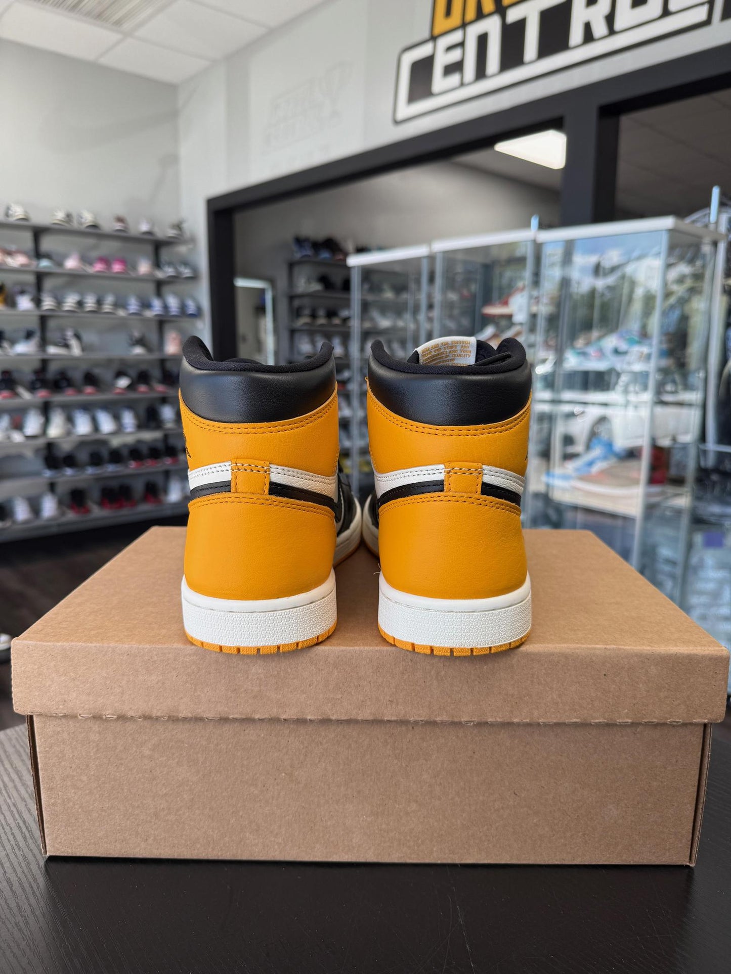 Jordan 1 "Yellow Toe" Used Size 8