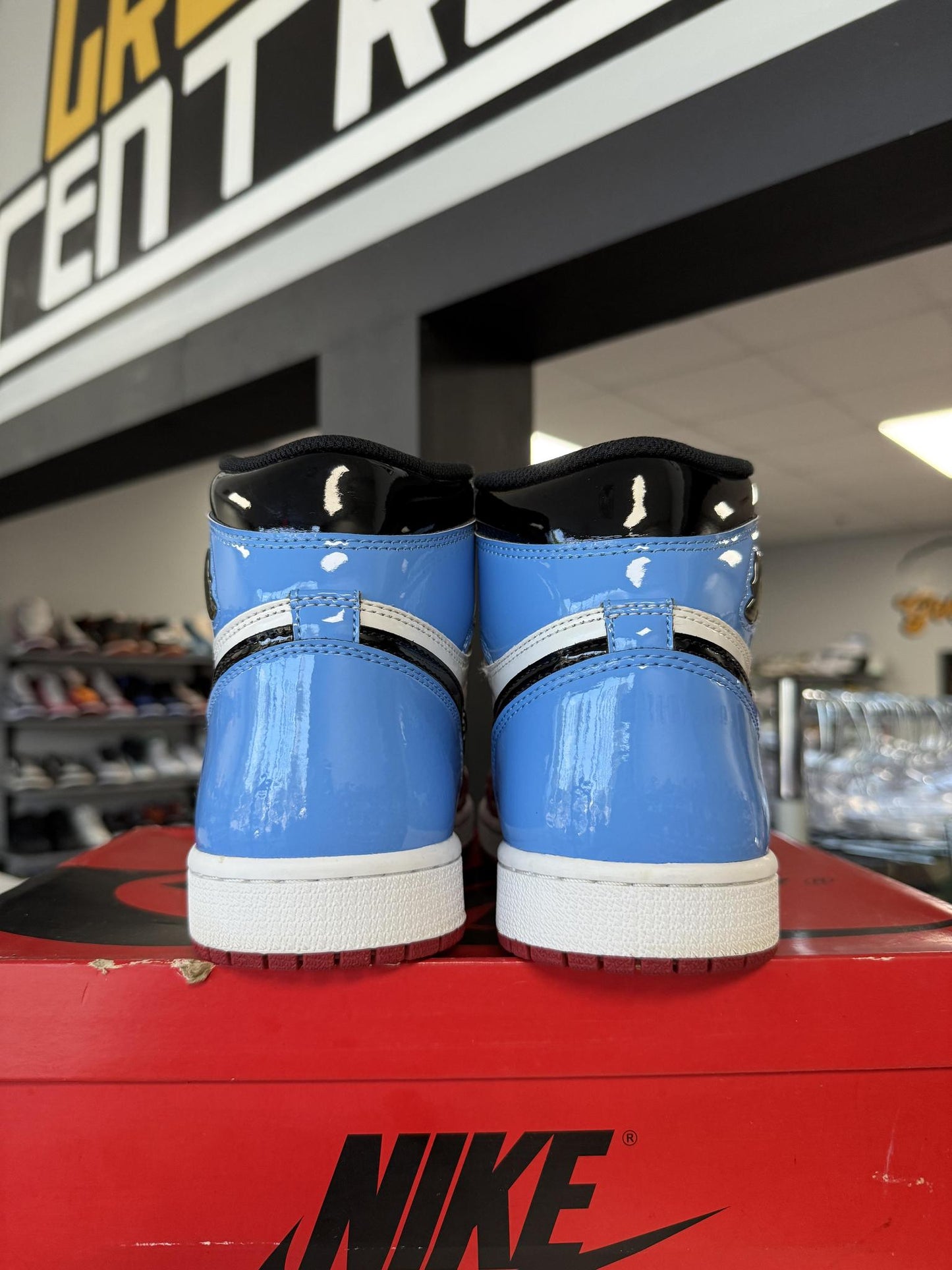 Jordan 1 Fearless "UNC Chicago" Used Size 8
